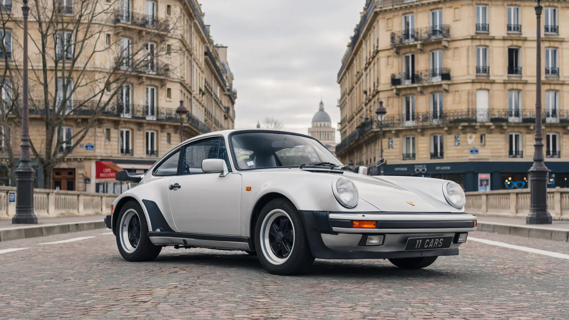 Porsche 930 — photo 19
