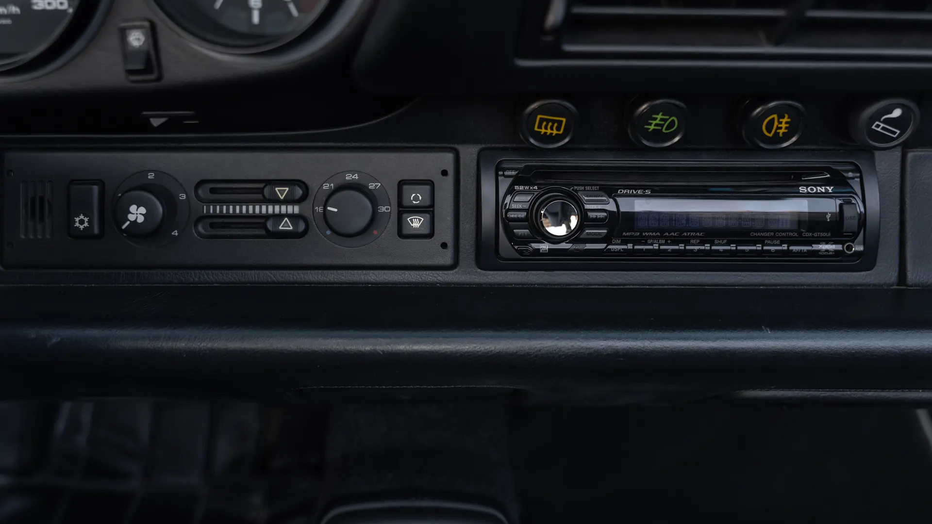 Porsche 964 — photo 3