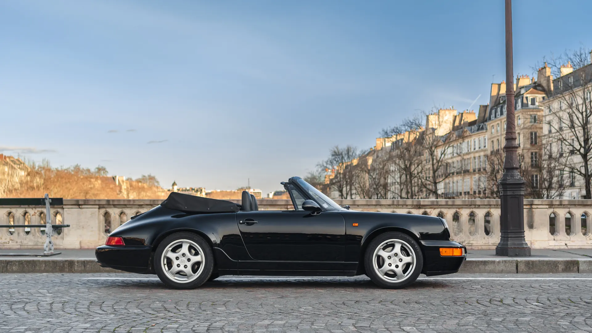 Porsche 964 — photo 24