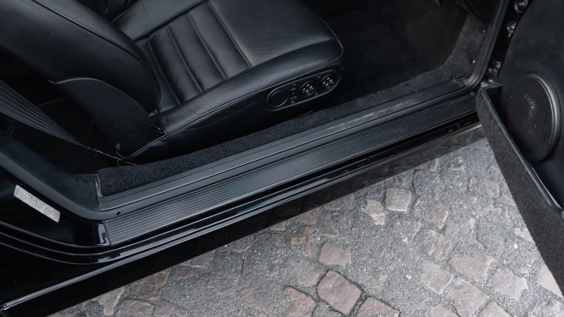Porsche 964 — photo 17