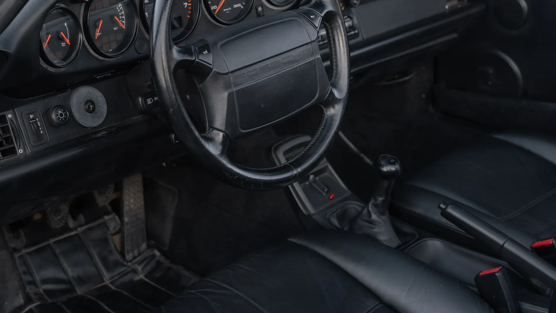 Porsche 964 — photo 7