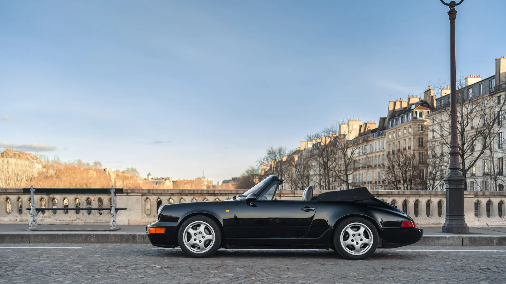 Porsche 964 — photo 25