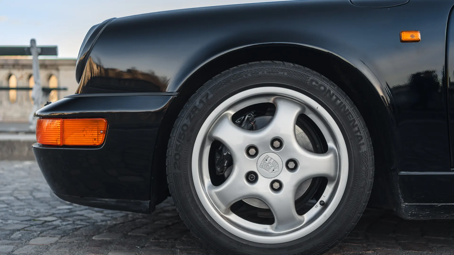 Porsche 964 — photo 34