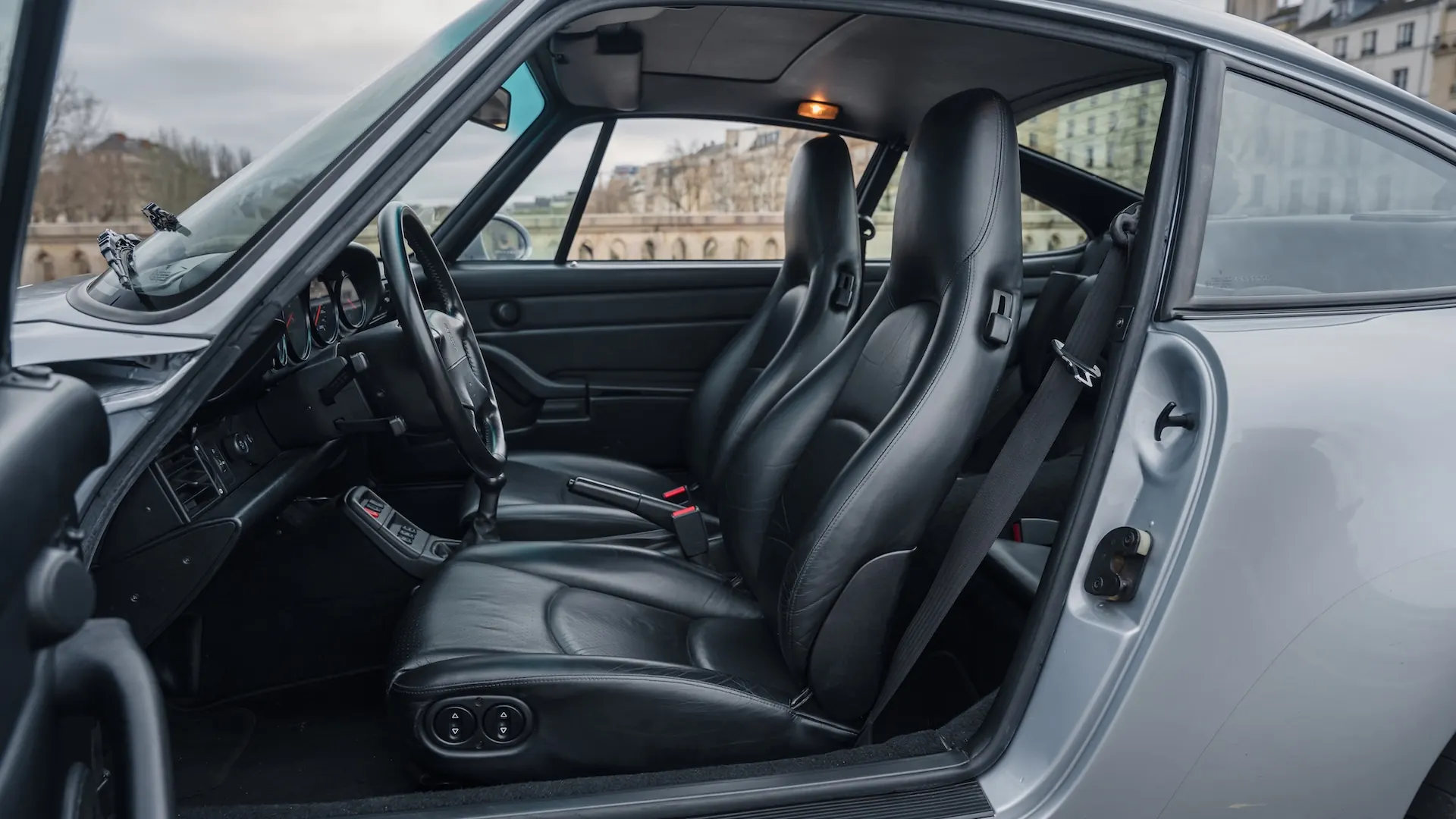 Porsche 993 — photo 30