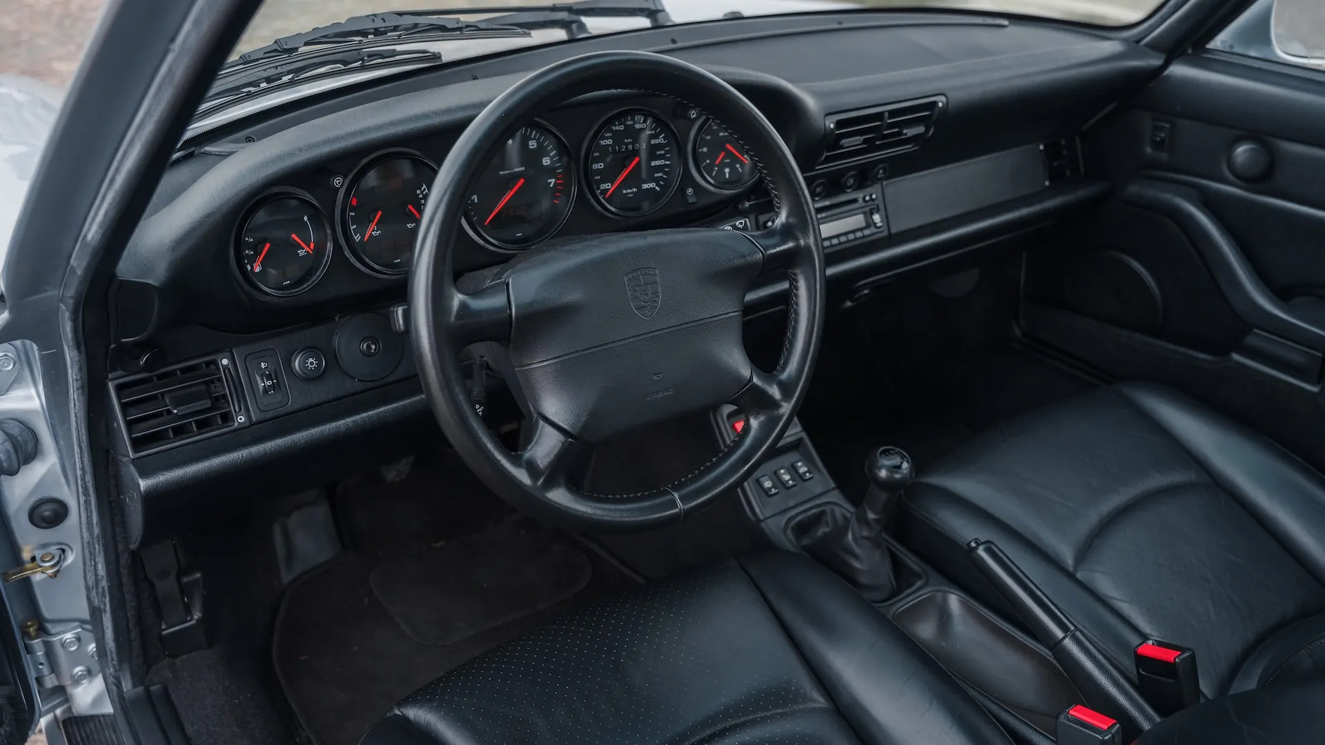 Porsche 993 — photo 29