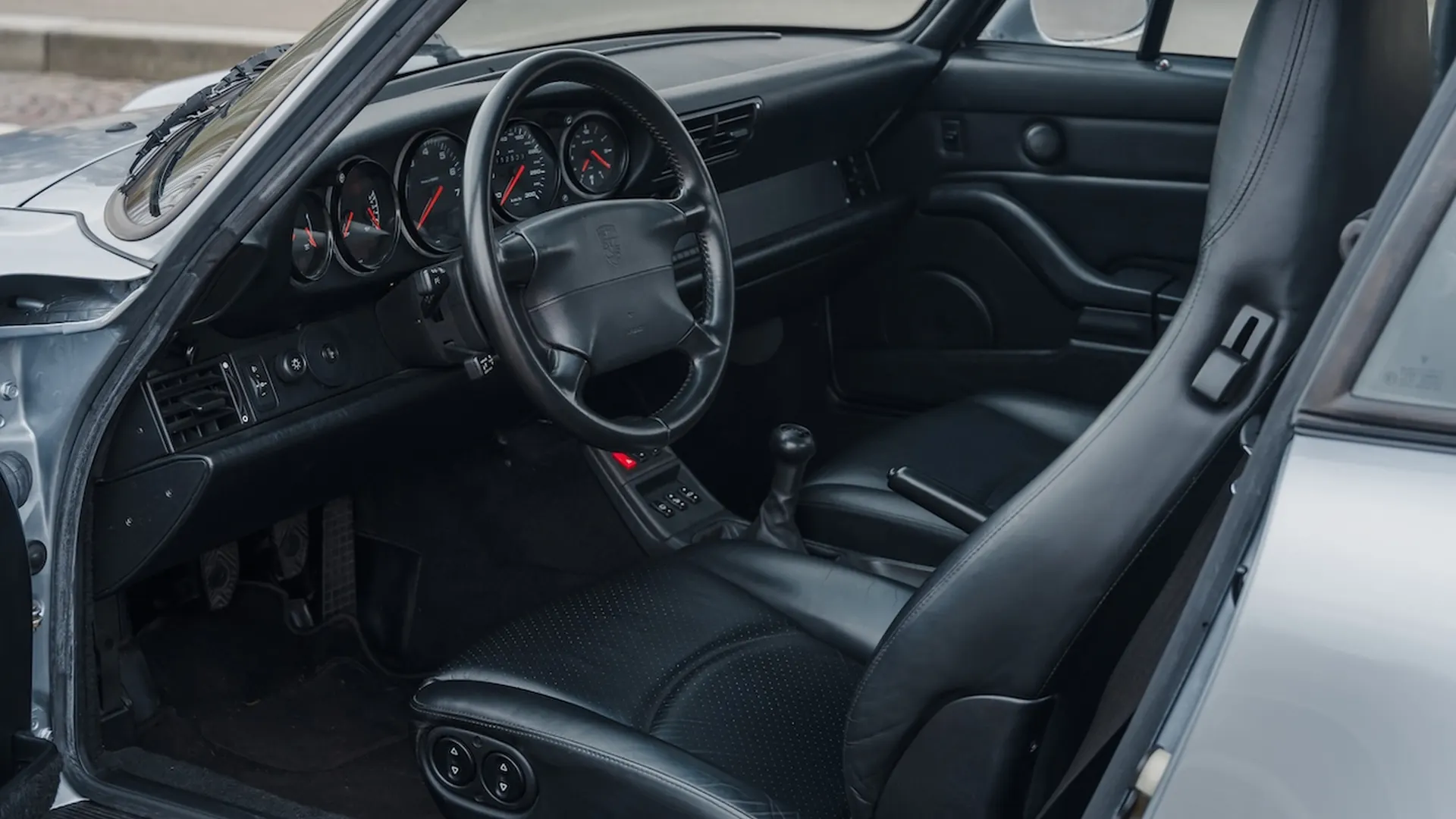 Porsche 993 — photo 43