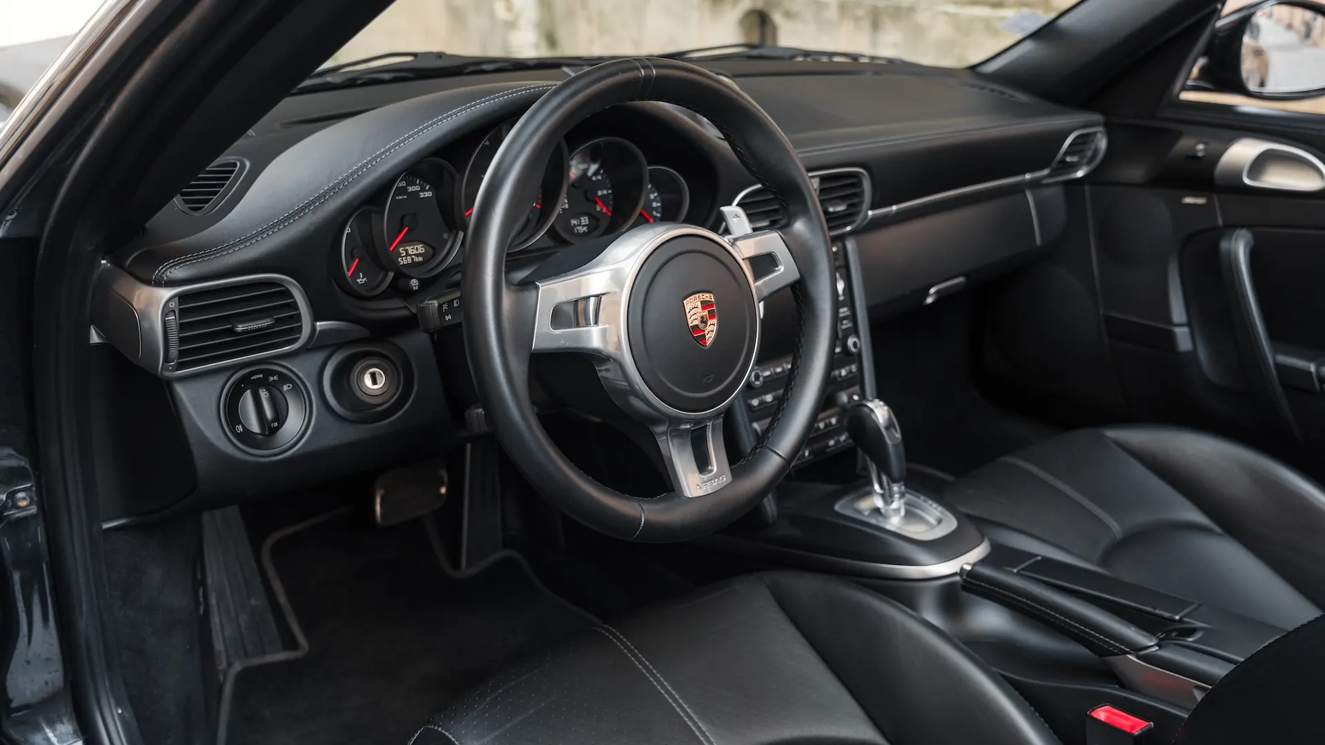 Porsche 997.2 — photo 35