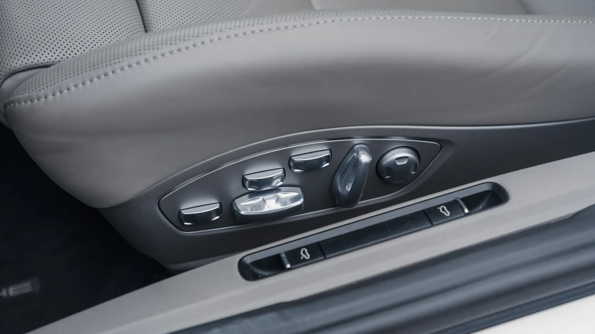 Porsche 991.1 — photo 44
