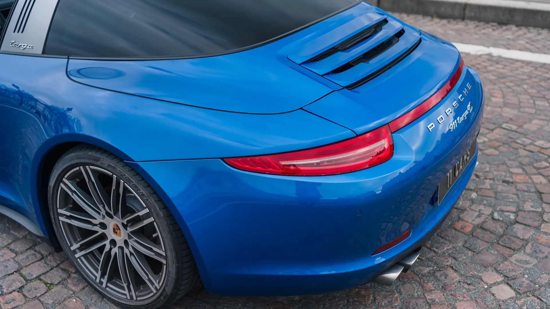 Porsche 991.1 — photo 24
