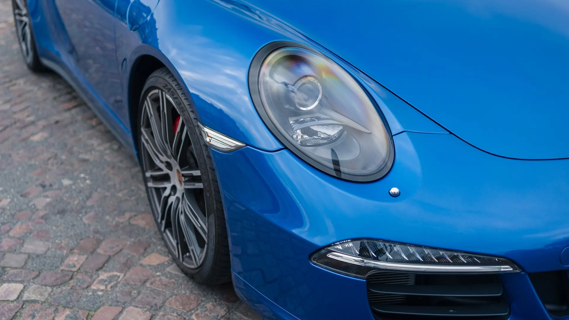 Porsche 991.1 — photo 15