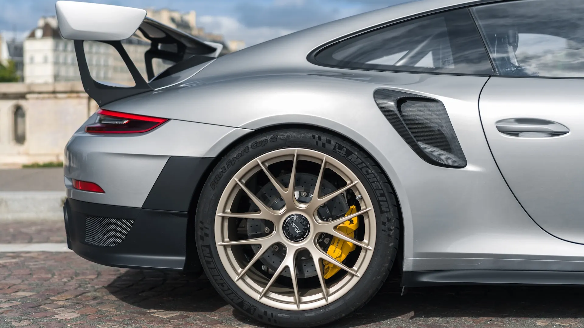 Porsche 991 — photo 19