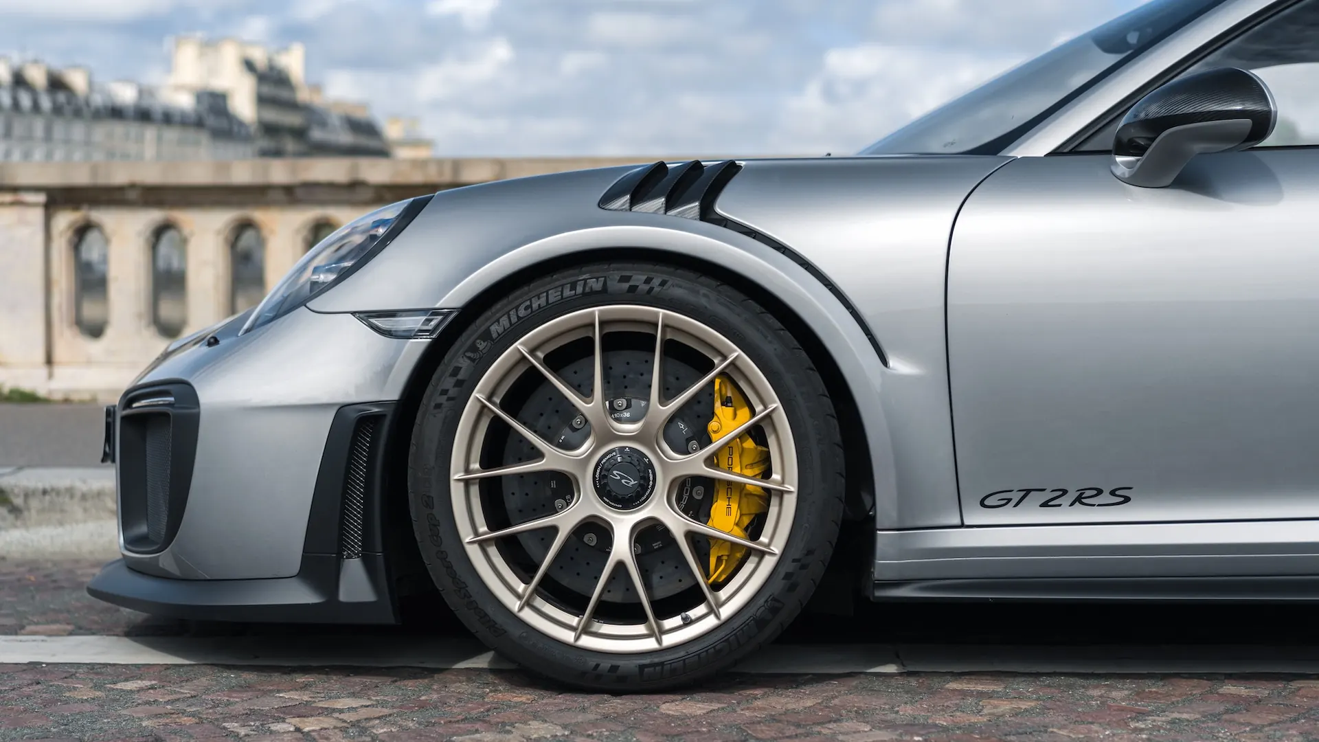Porsche 991 — photo 17