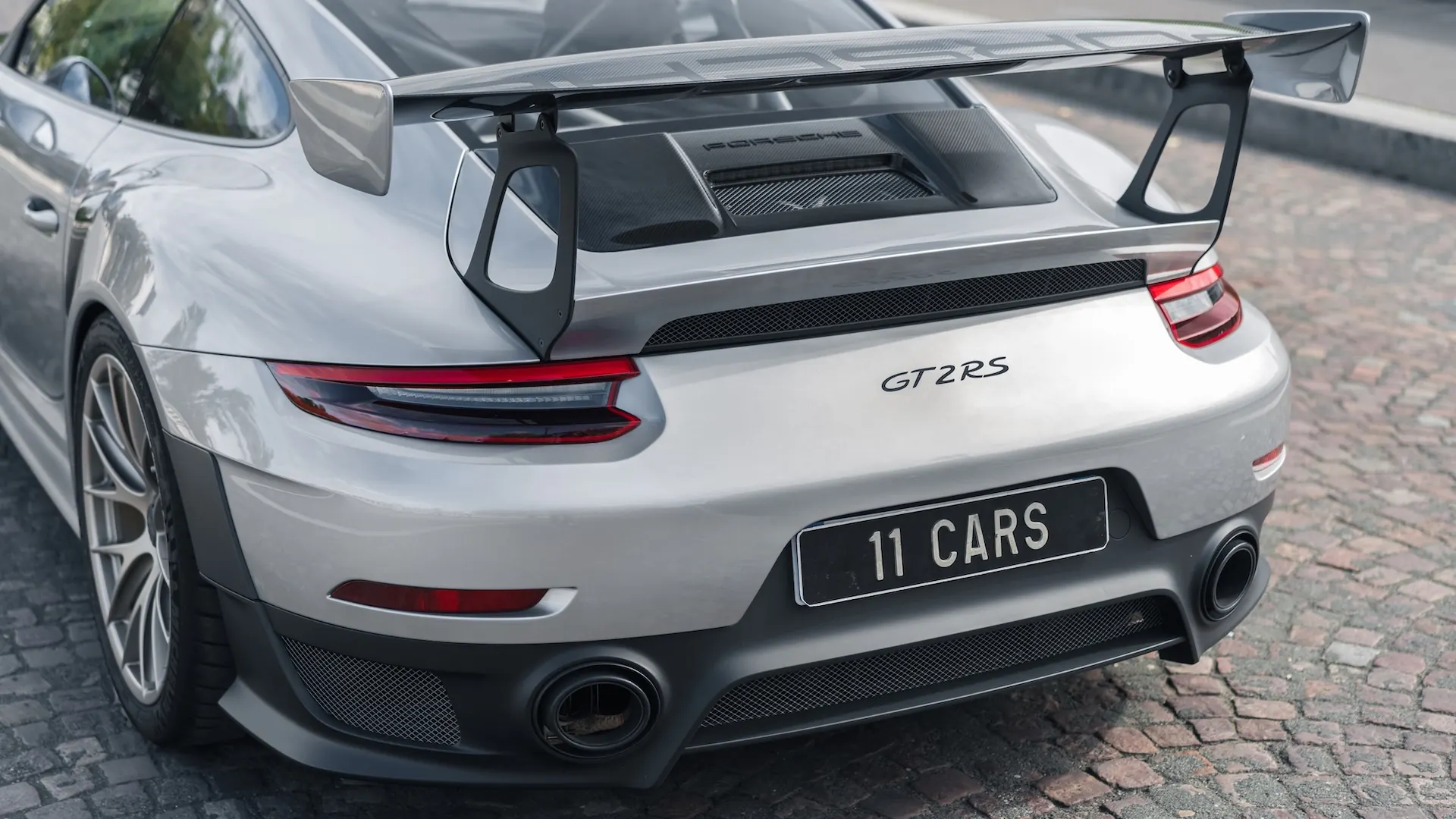 Porsche 991 — photo 25