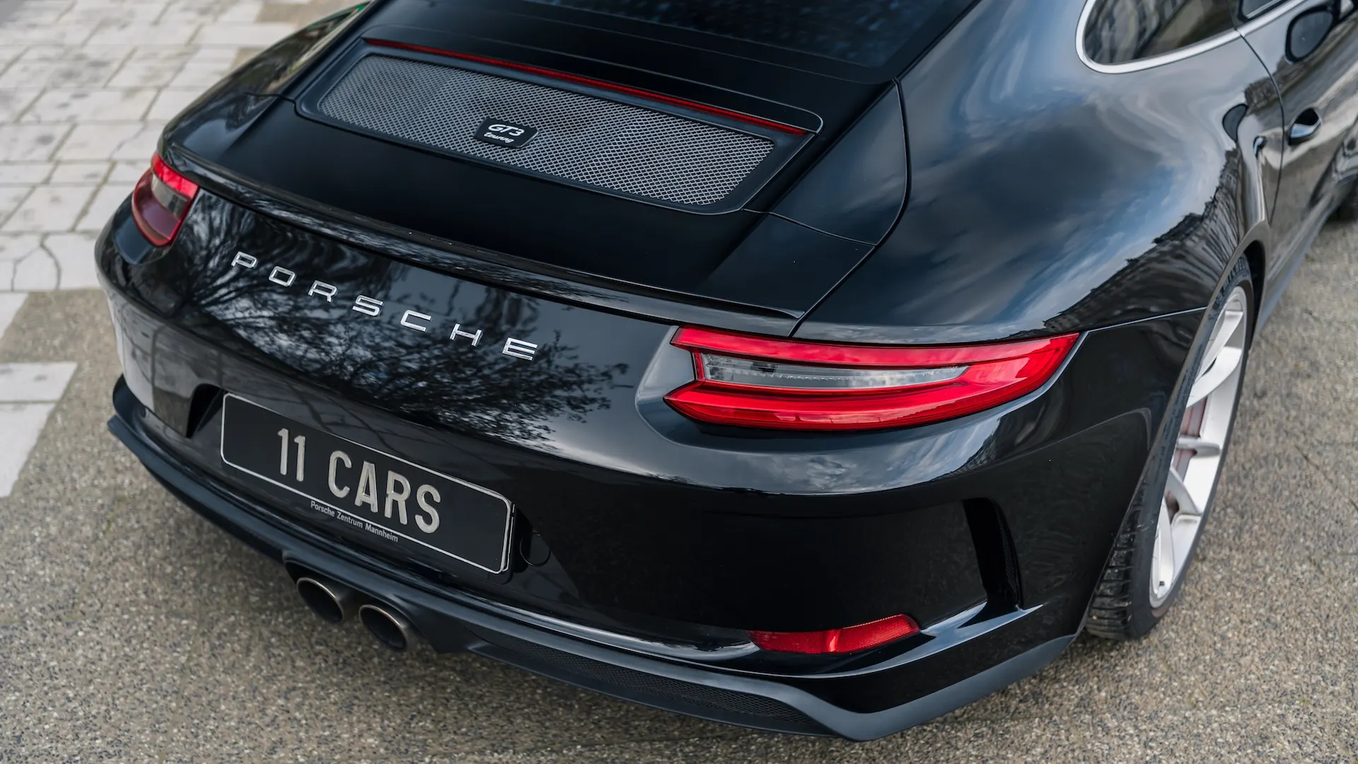 Porsche 991 — photo 21