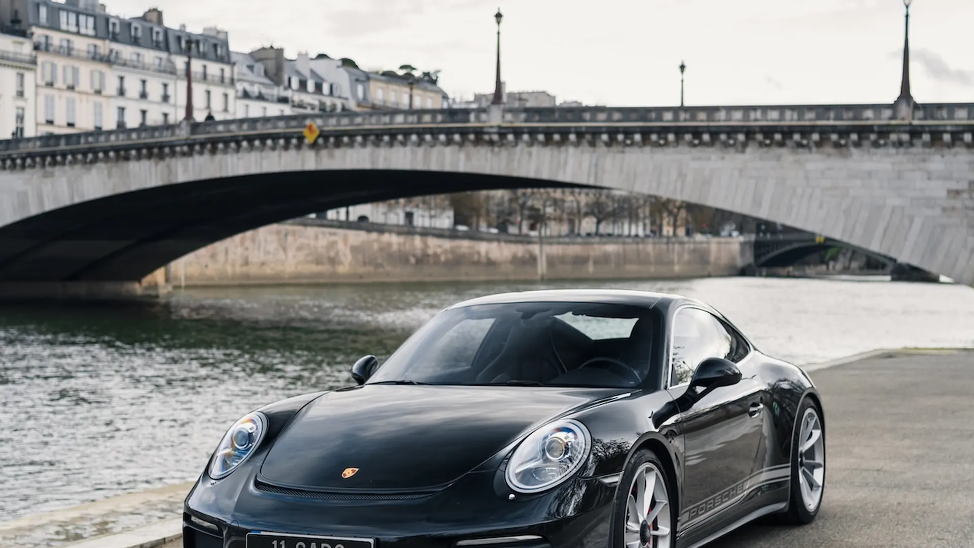 Porsche 991 — photo 23