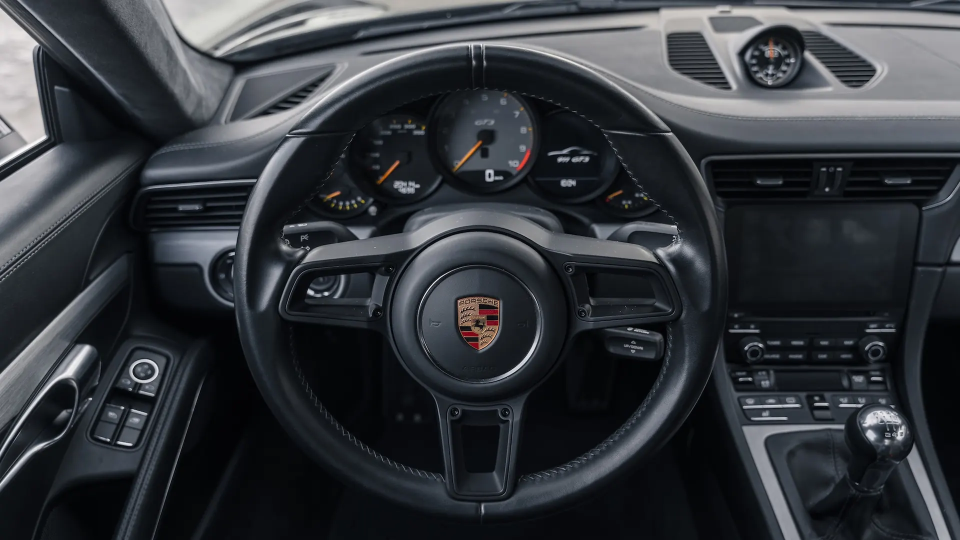 Porsche 991 — photo 39
