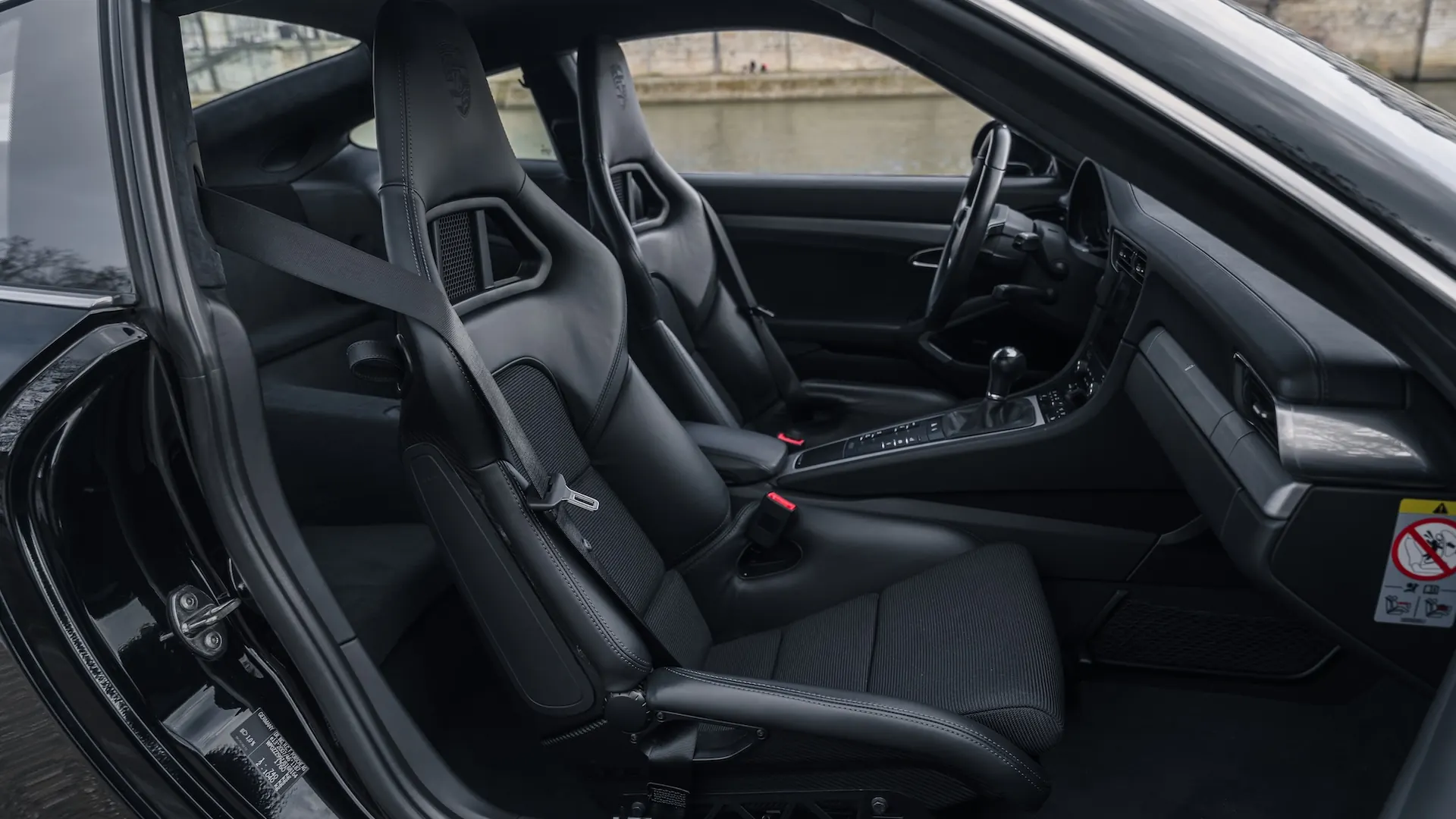 Porsche 991 — photo 35