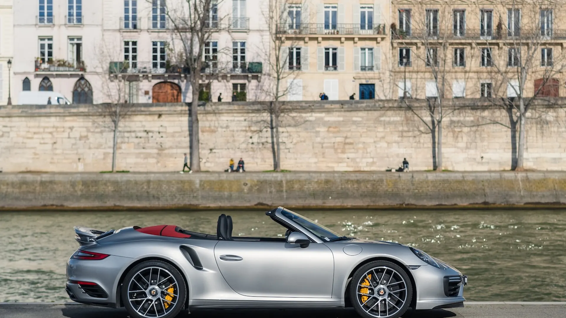 Porsche 991.2 — photo 15