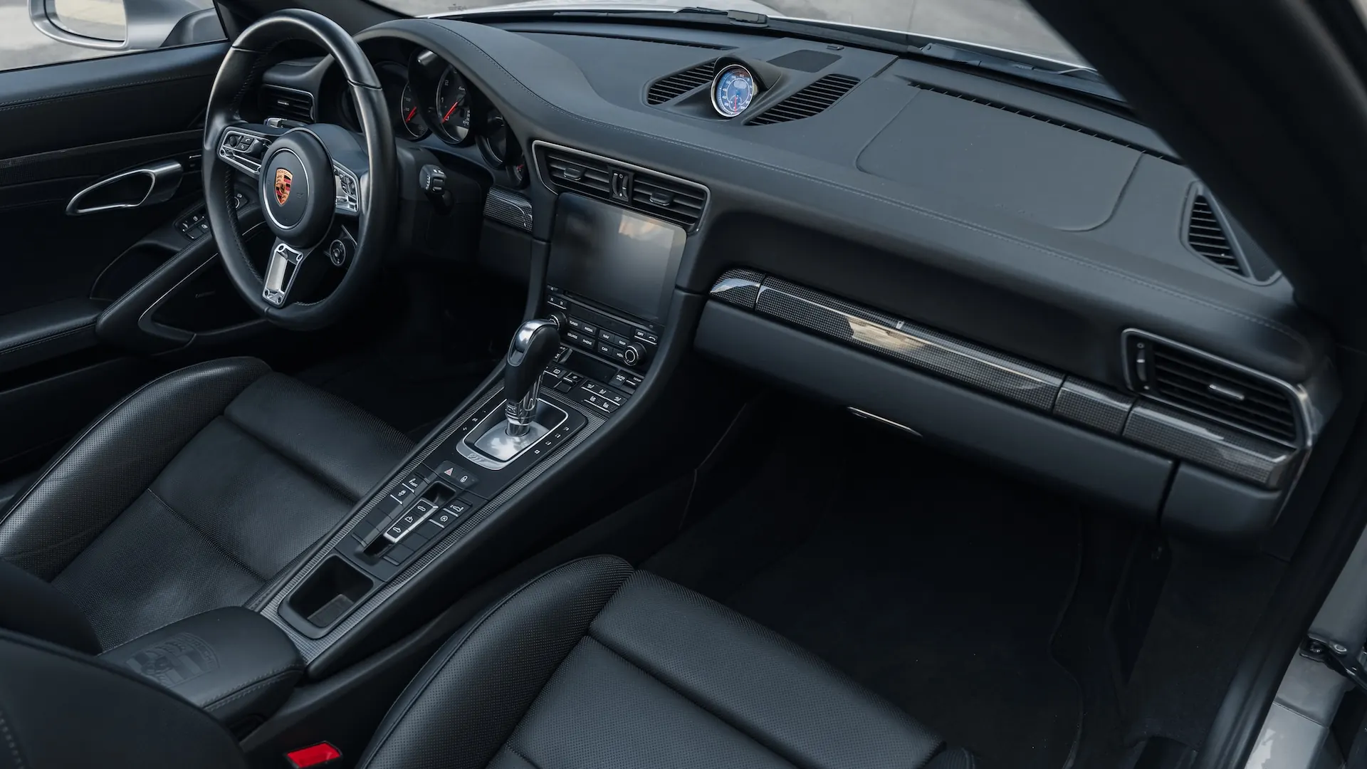 Porsche 991.2 — photo 37