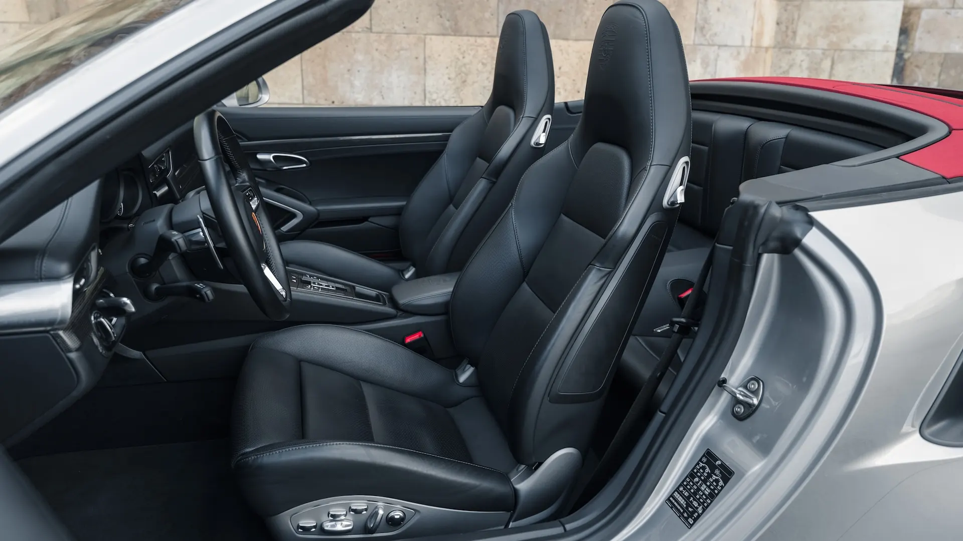 Porsche 991.2 — photo 39