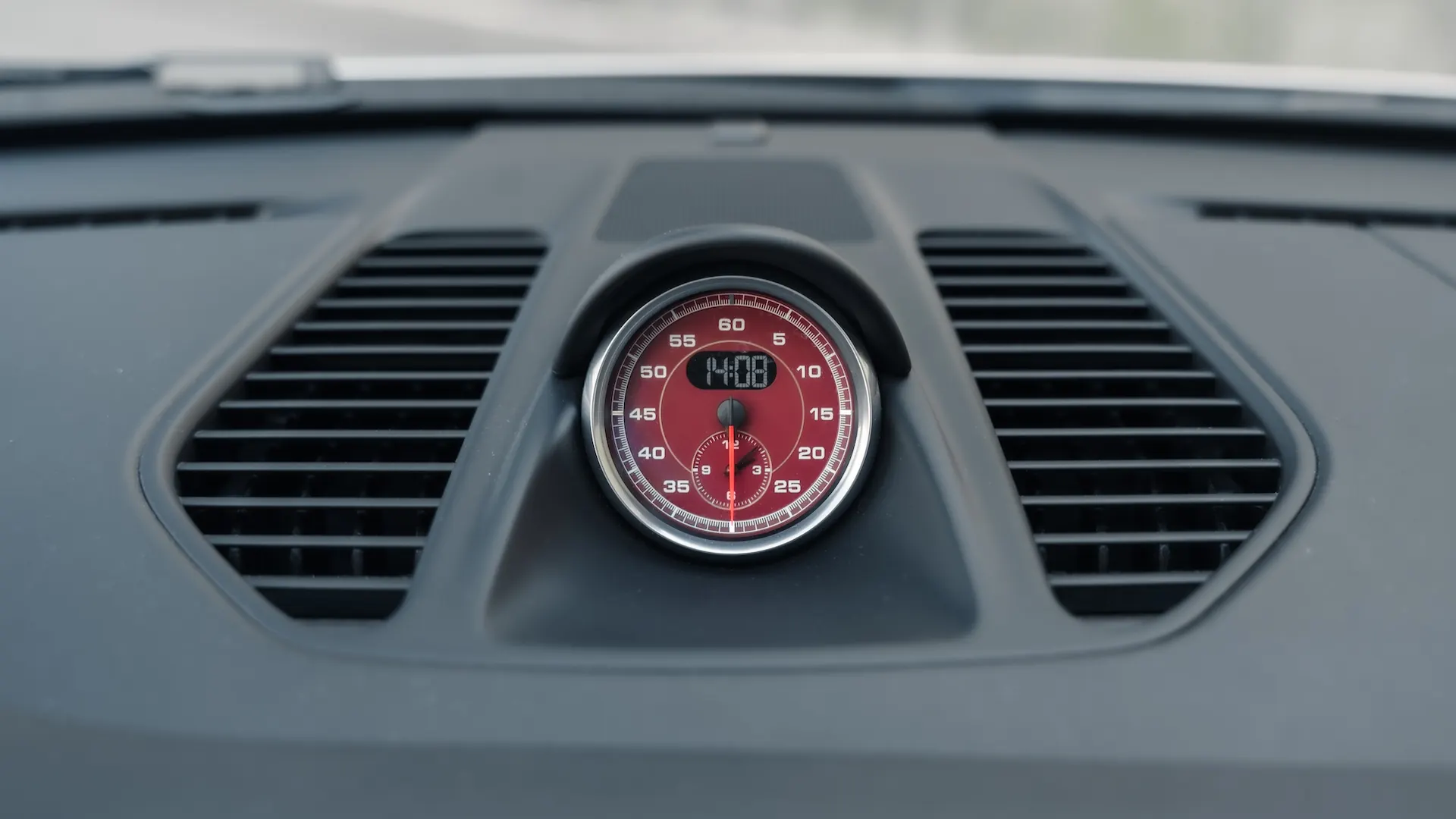 Porsche 991.2 — photo 44