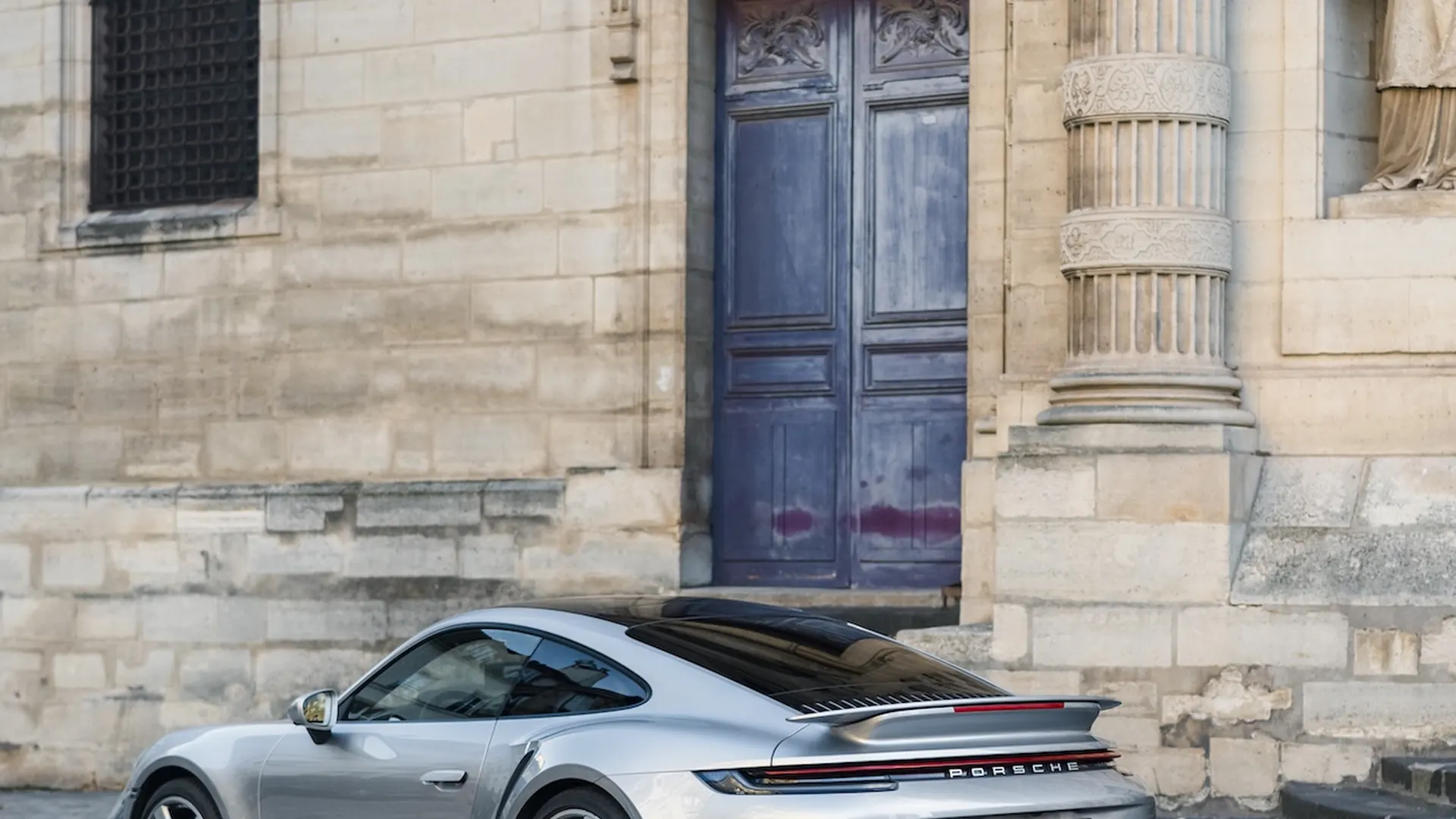 Porsche 992 — photo 12