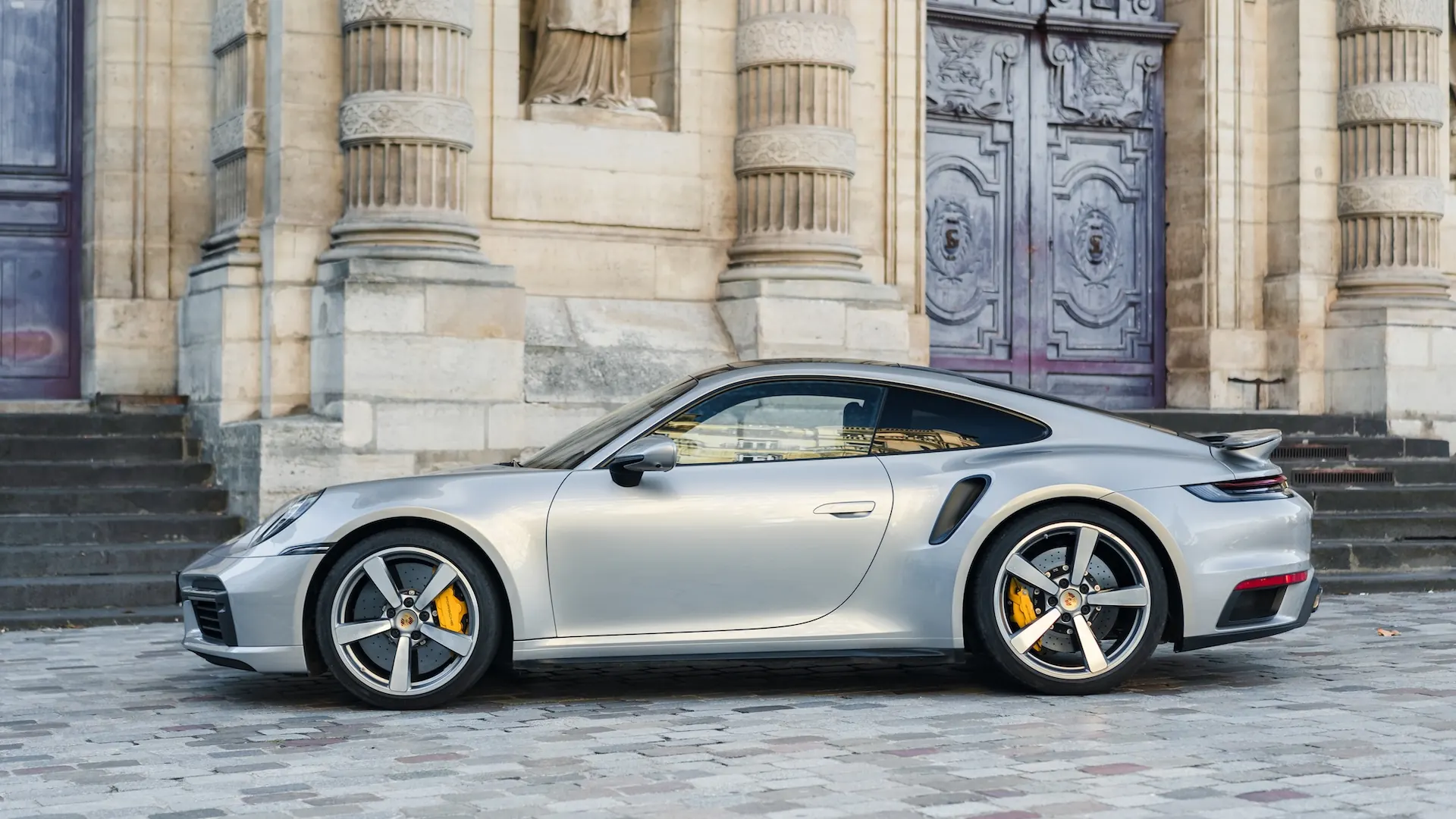 Porsche 992 — photo 8
