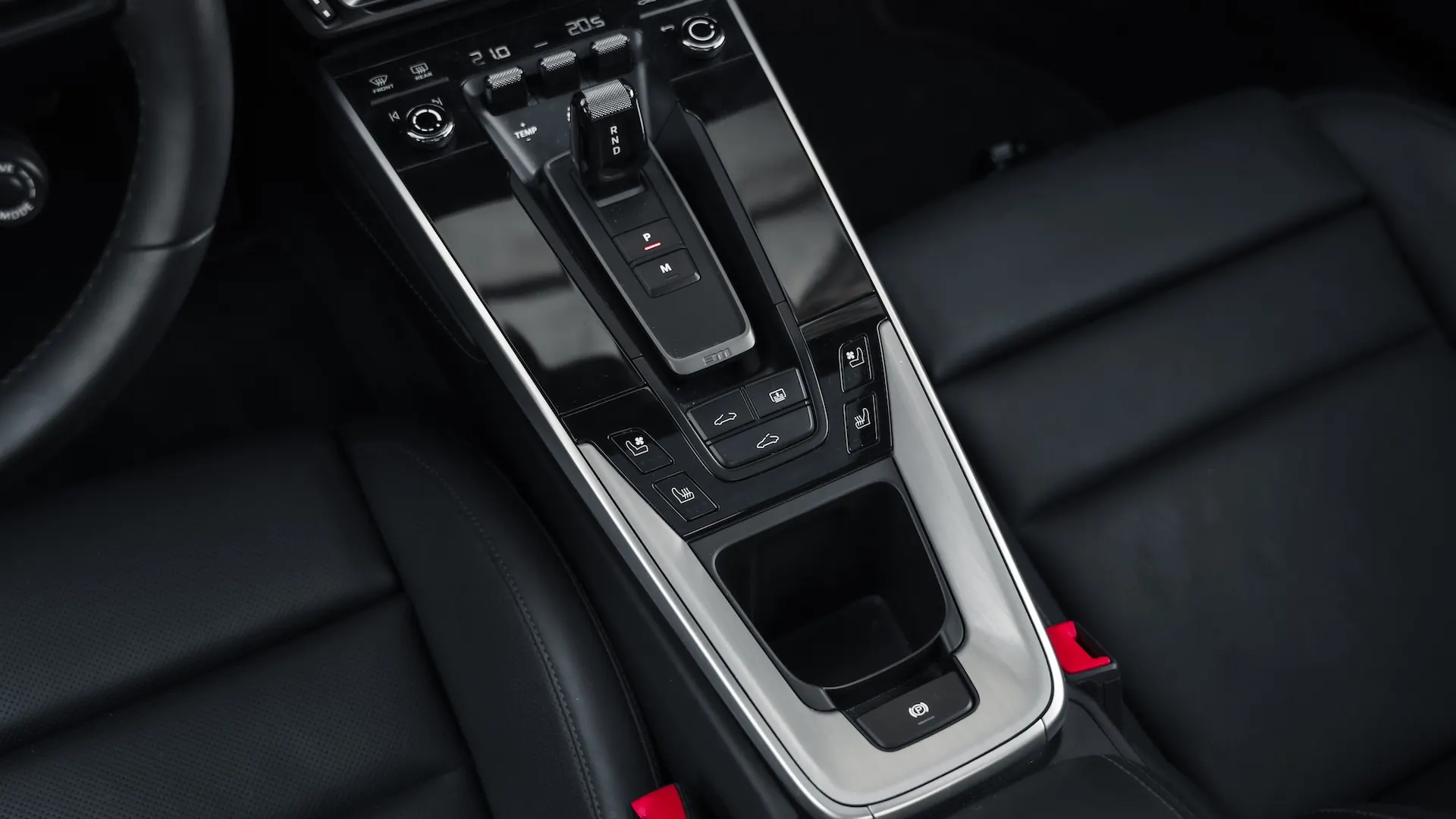 Porsche 992 — photo 47