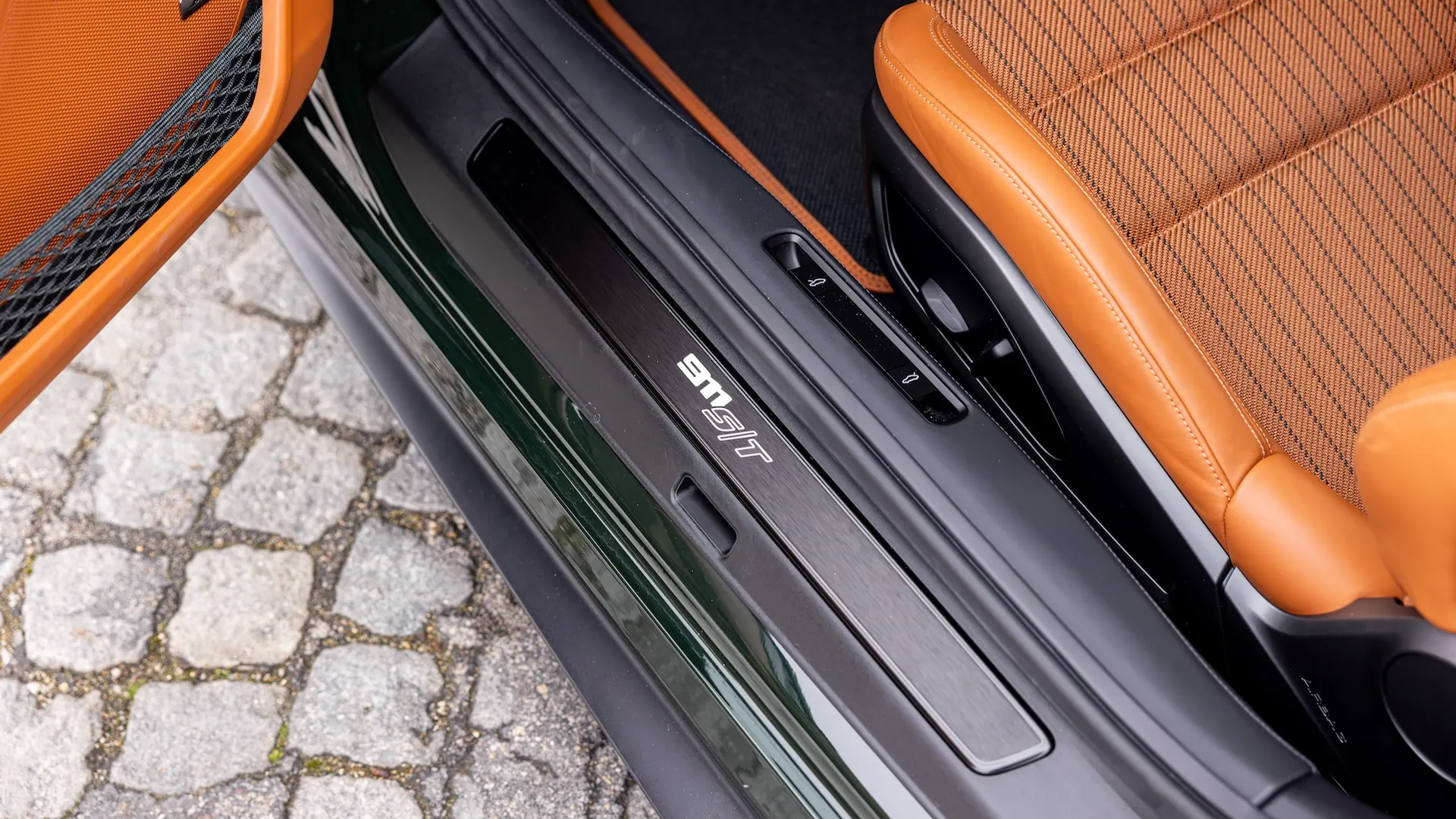 Porsche 992 — photo 27