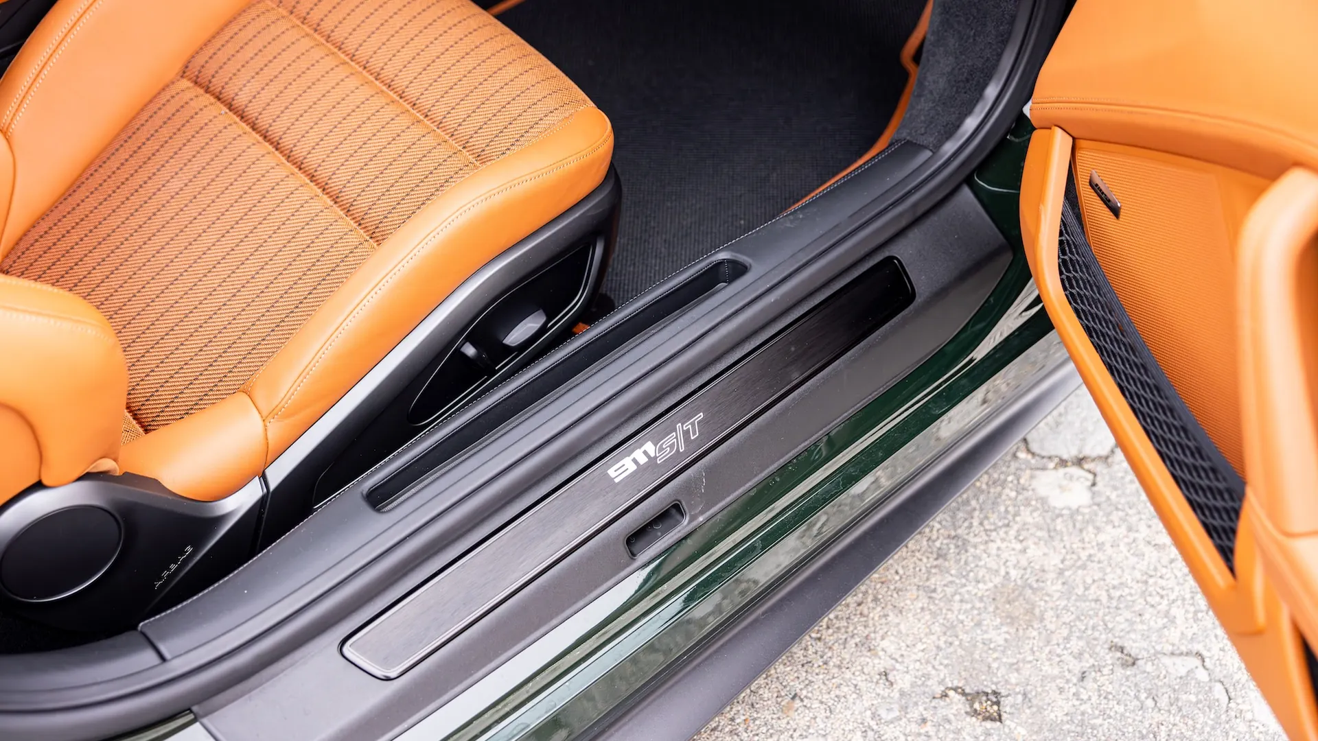 Porsche 992 — photo 34