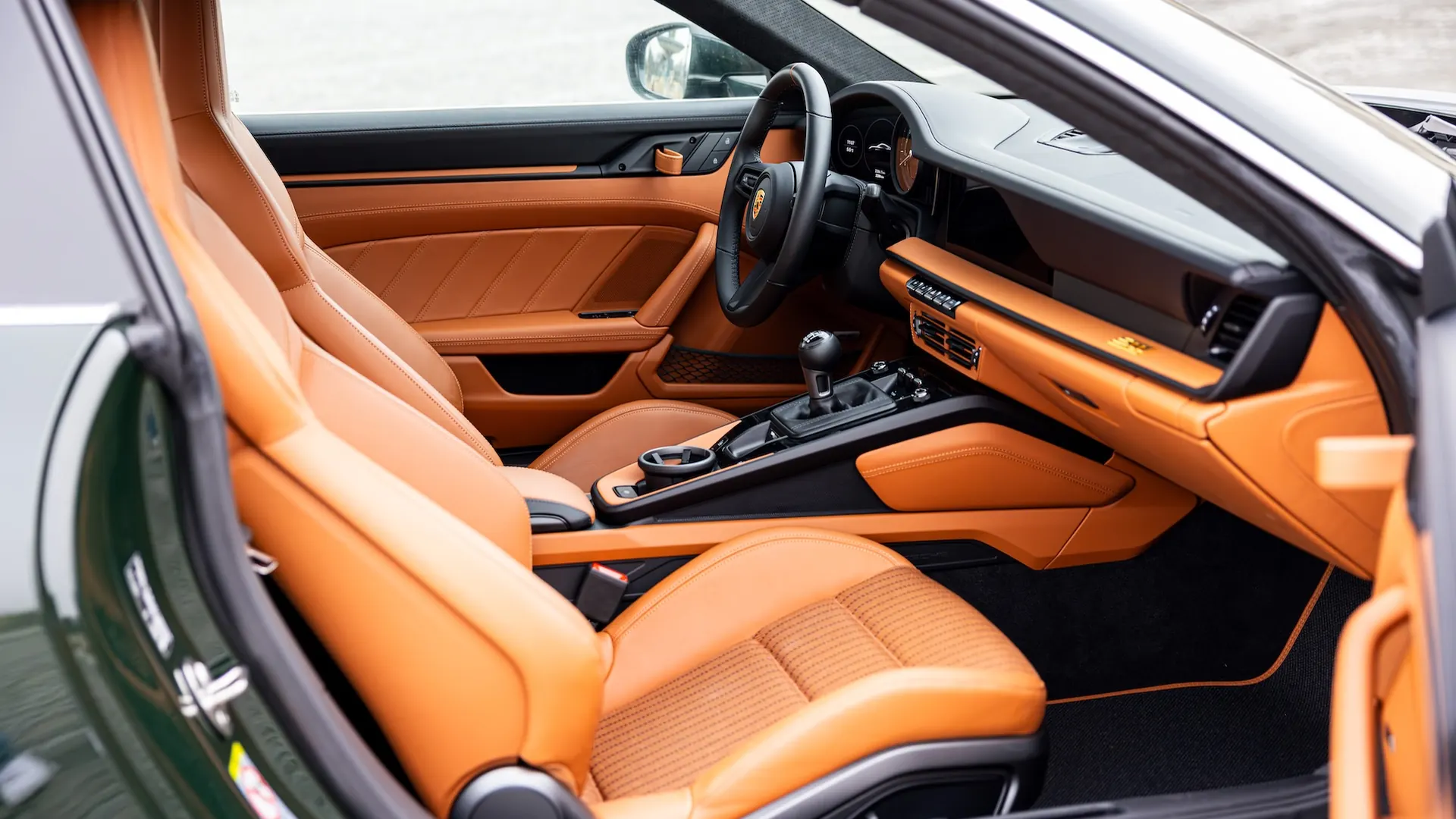 Porsche 992 — photo 28