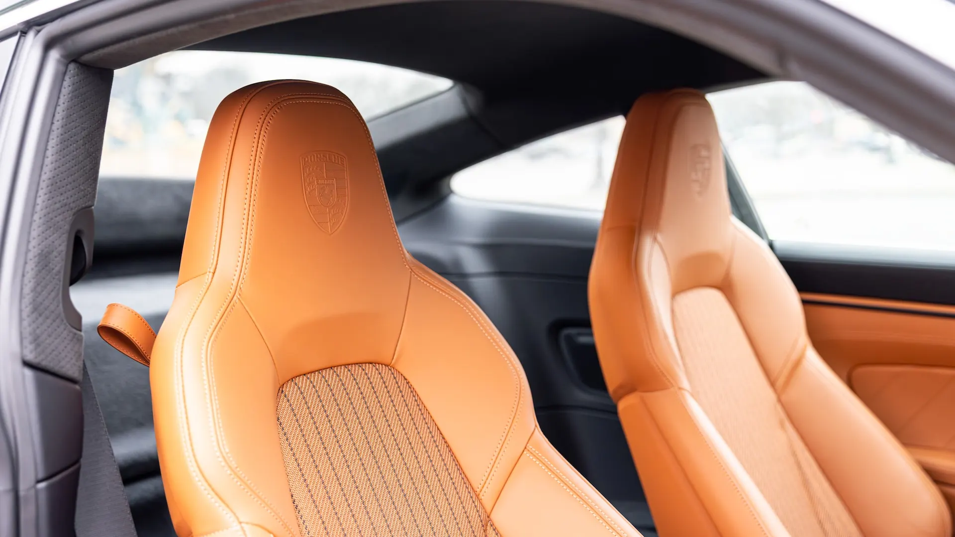 Porsche 992 — photo 33