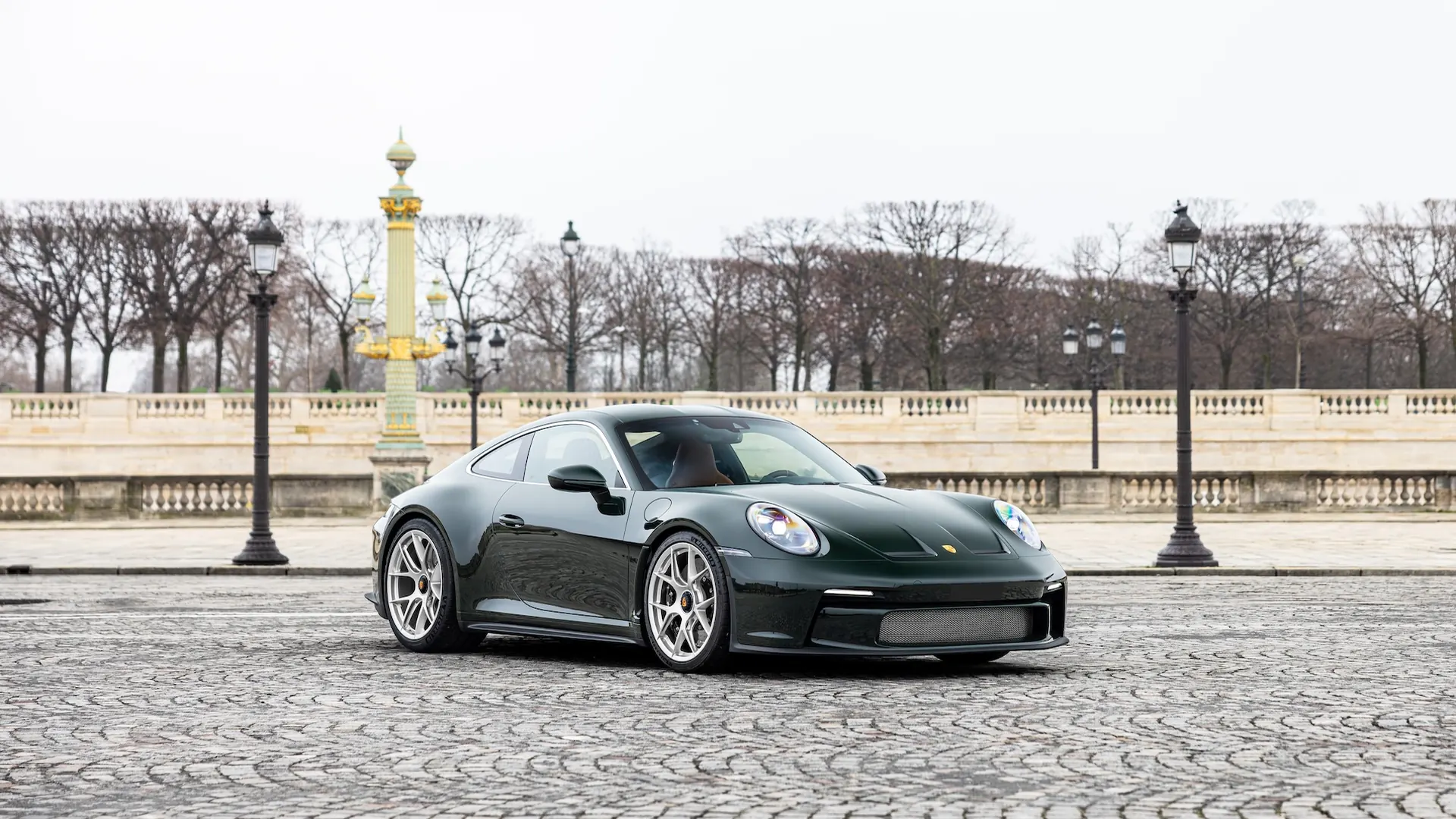 Porsche 992 — photo 2