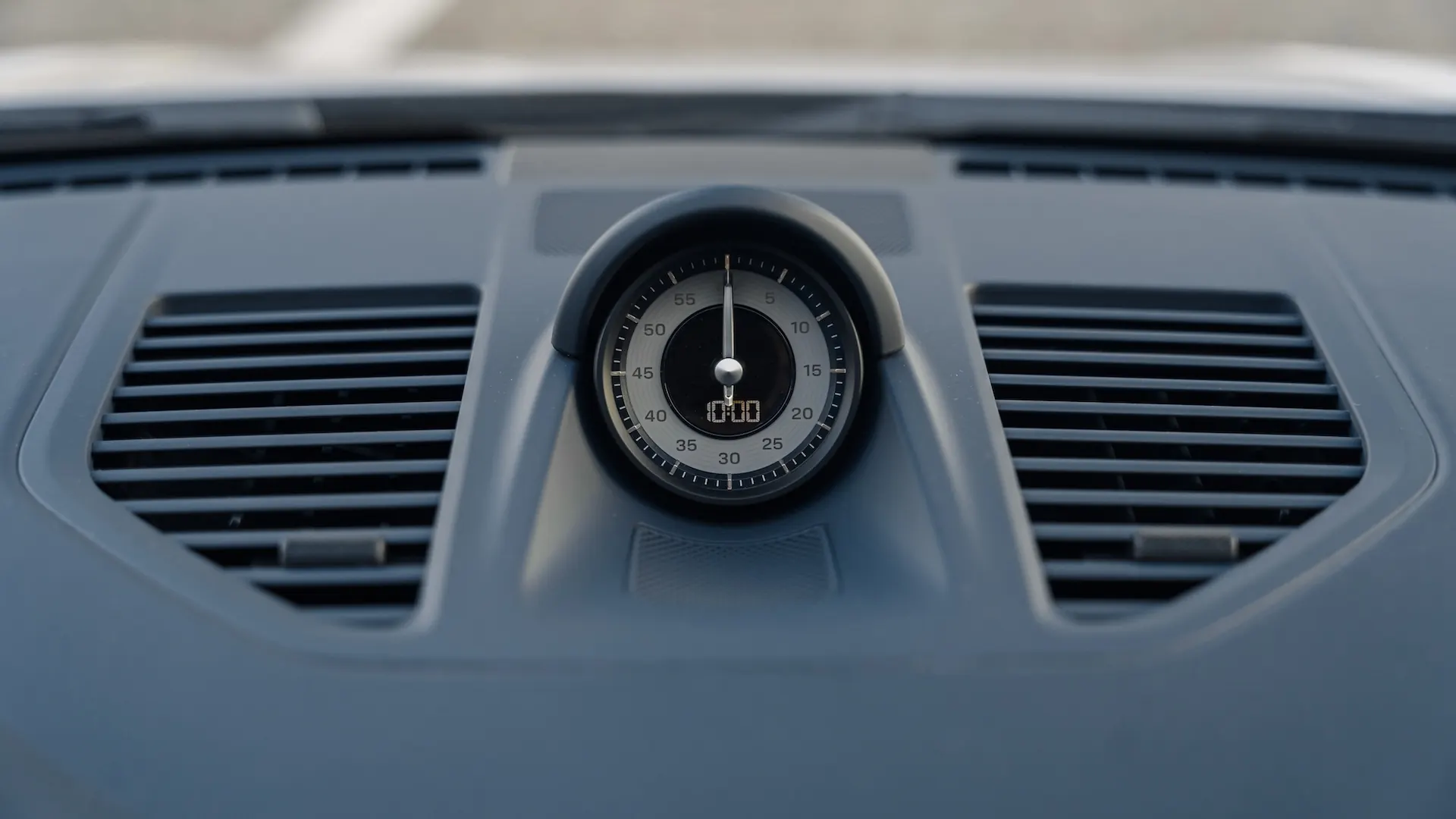 Porsche 992 — photo 19