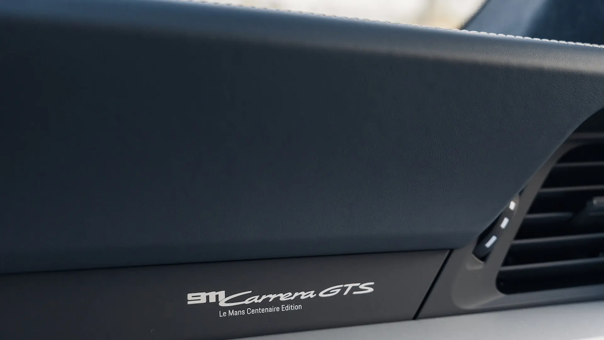 Porsche 992 — photo 28