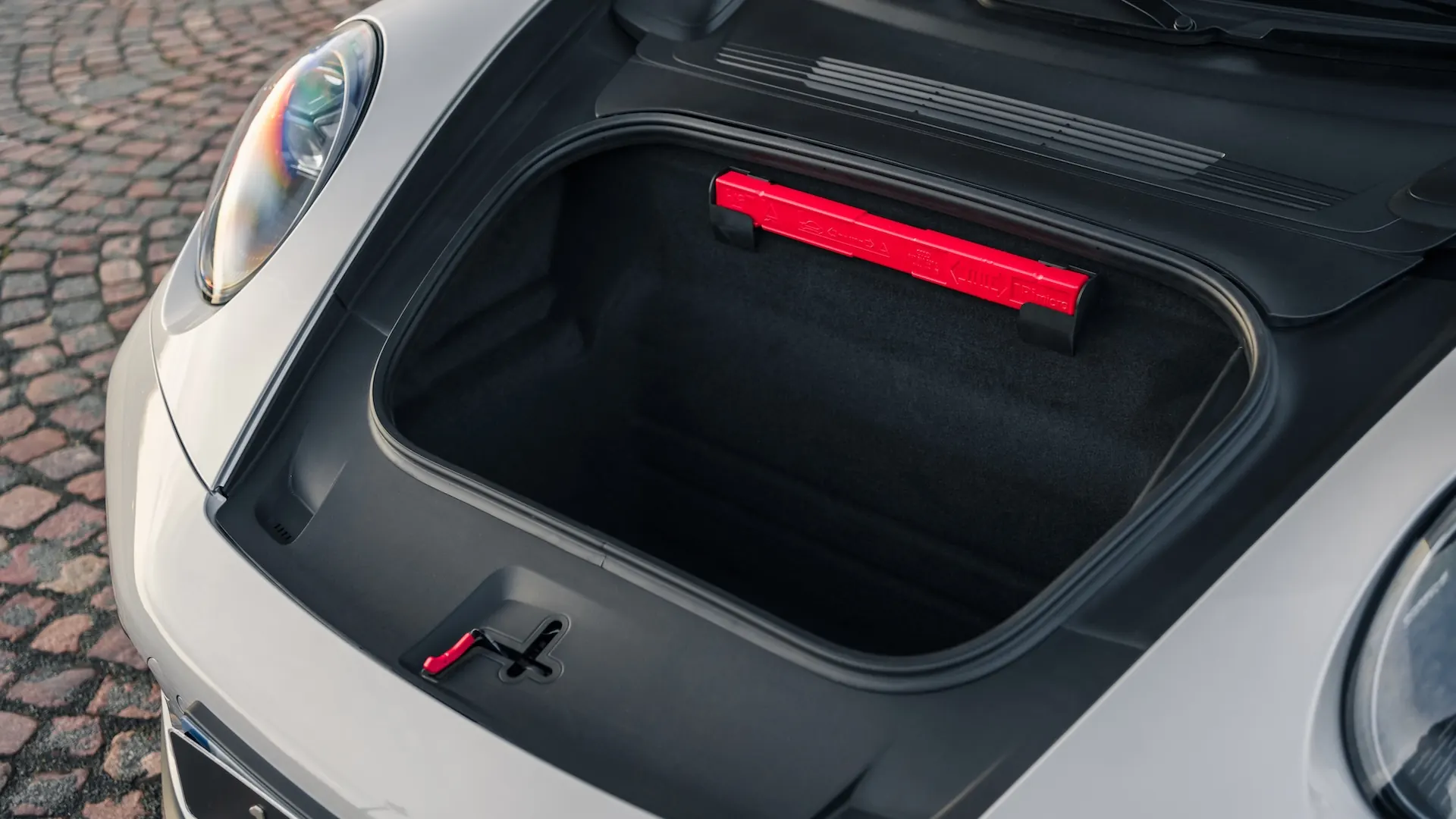 Porsche 992 — photo 38