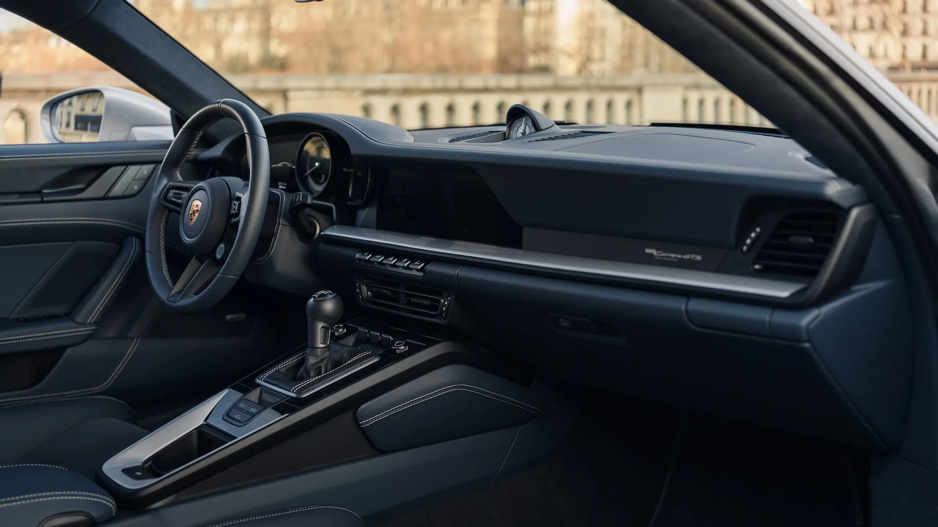 Porsche 992 — photo 6