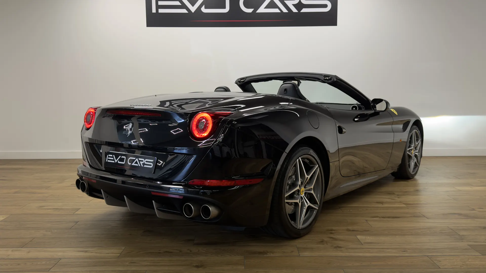 Ferrari California — photo 2