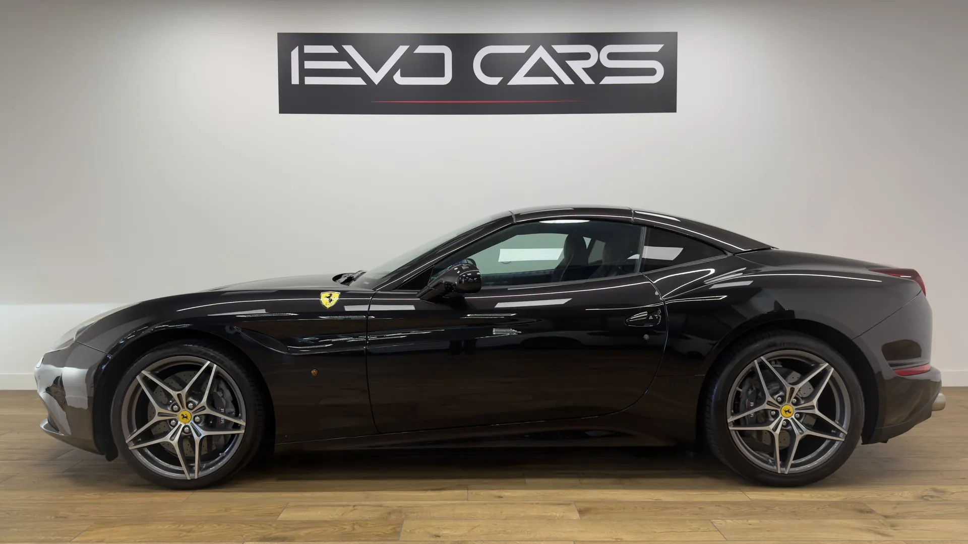 Ferrari California — photo 4