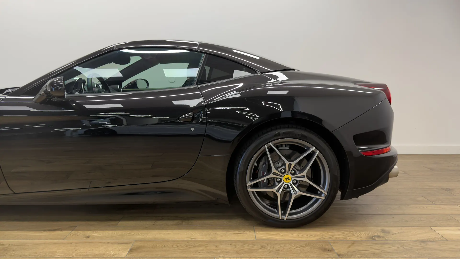 Ferrari California — photo 8