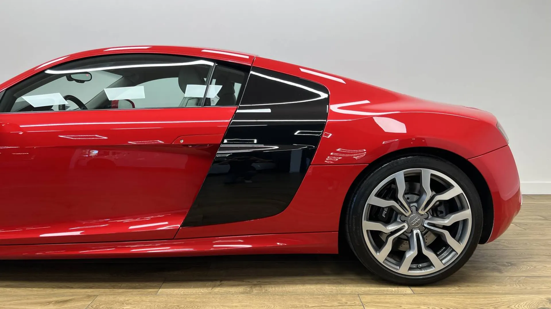 Audi R8 — photo 5