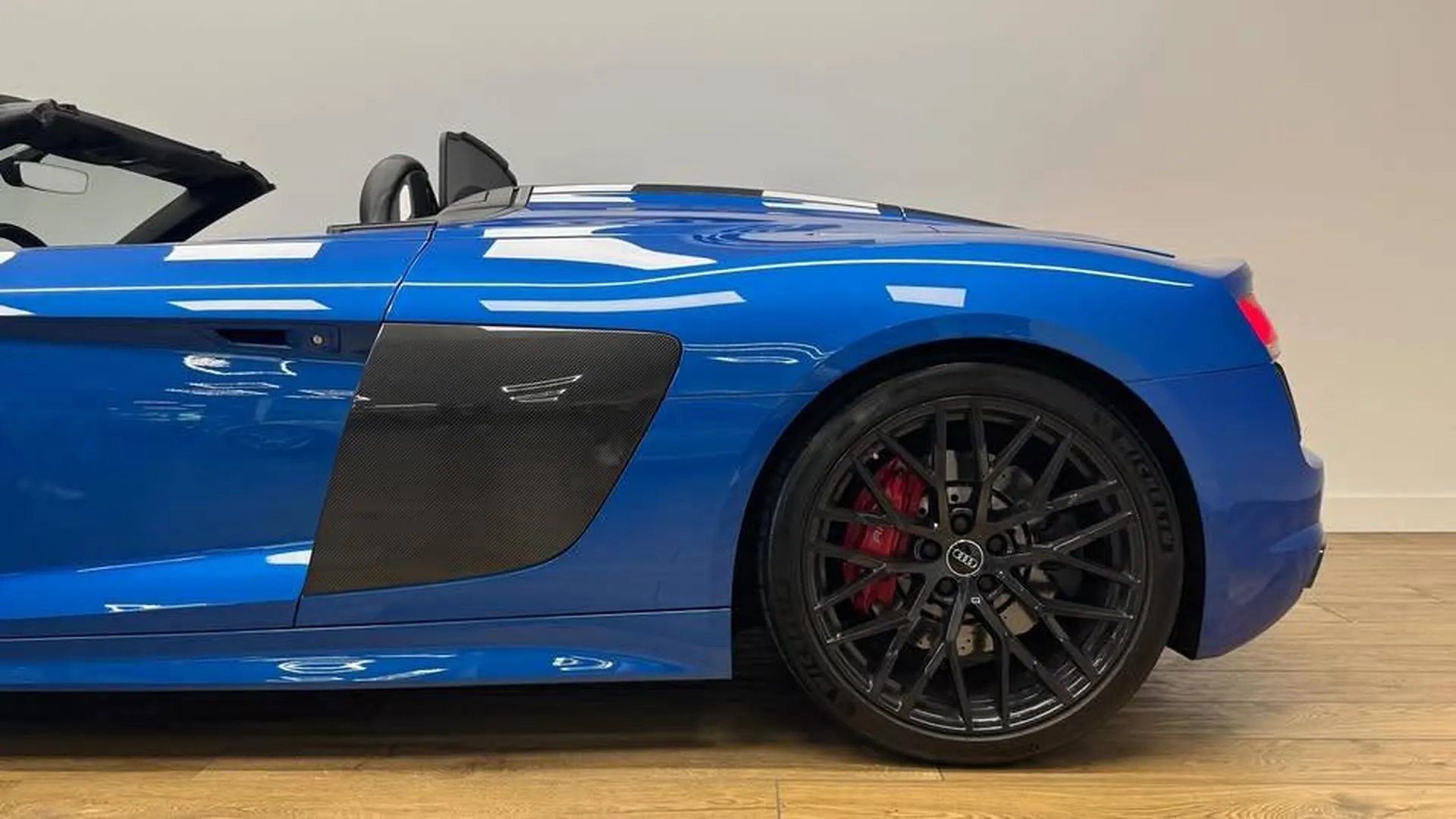 Audi R8 — photo 5