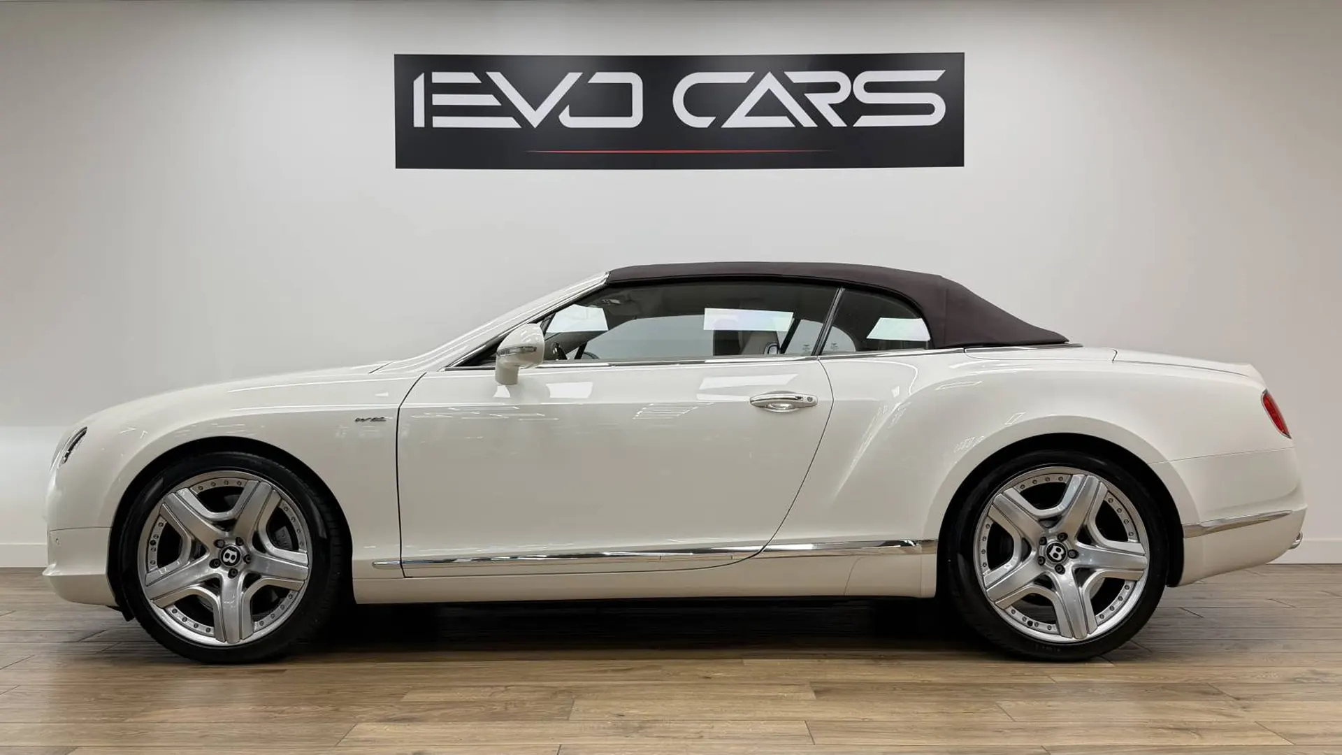 Bentley Continental — photo 4