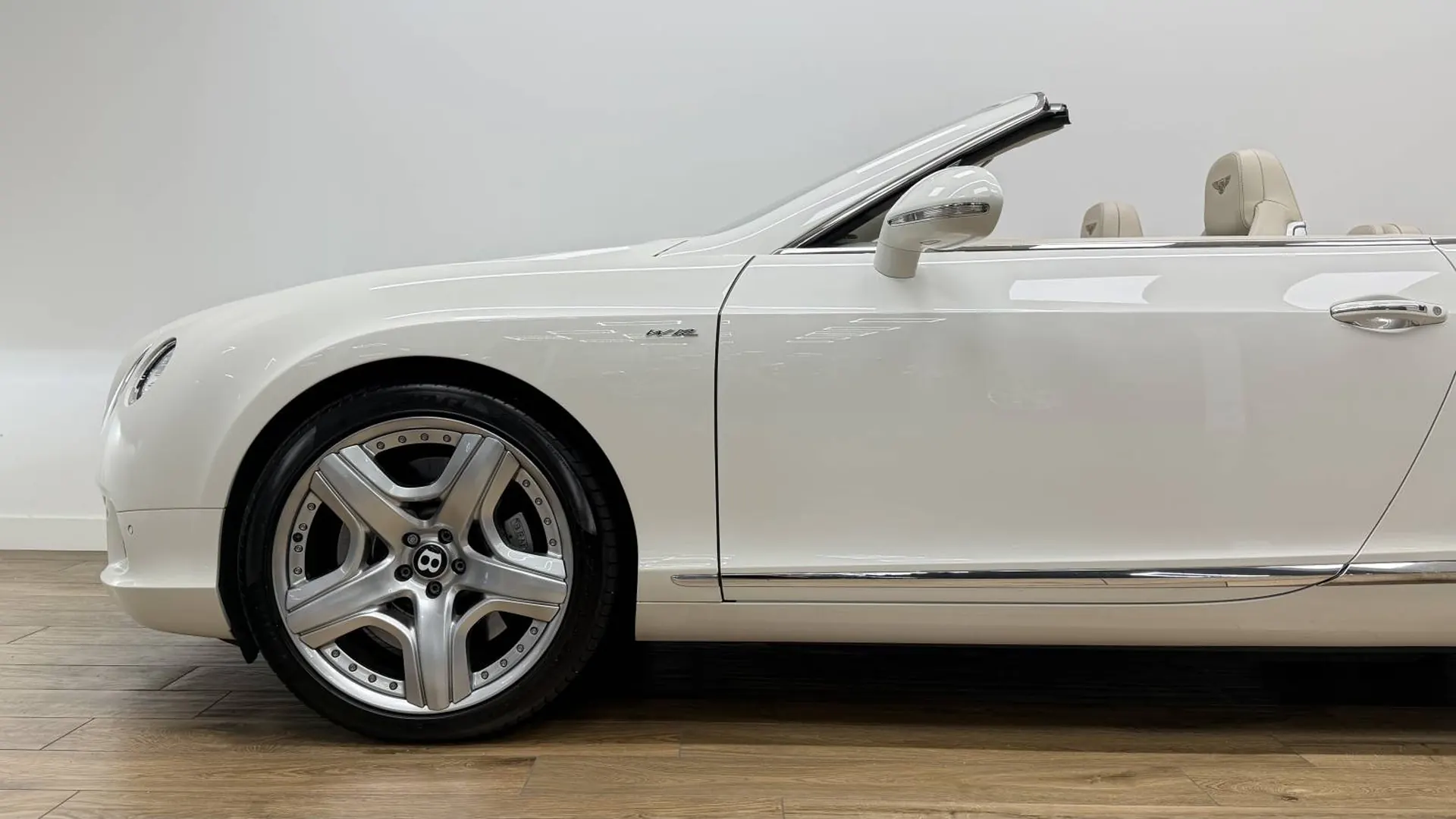 Bentley Continental — photo 5