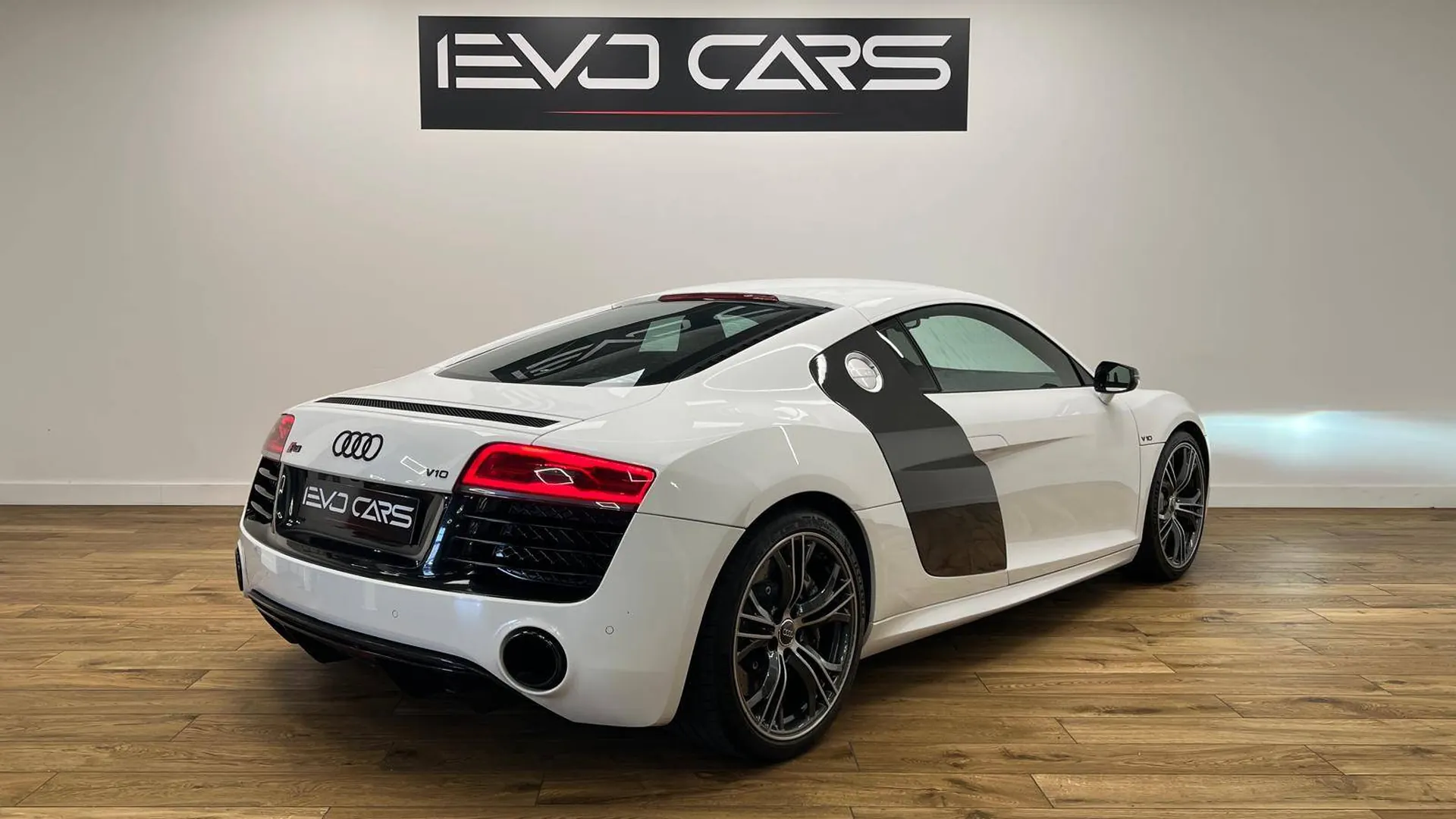 Audi R8 — photo 2