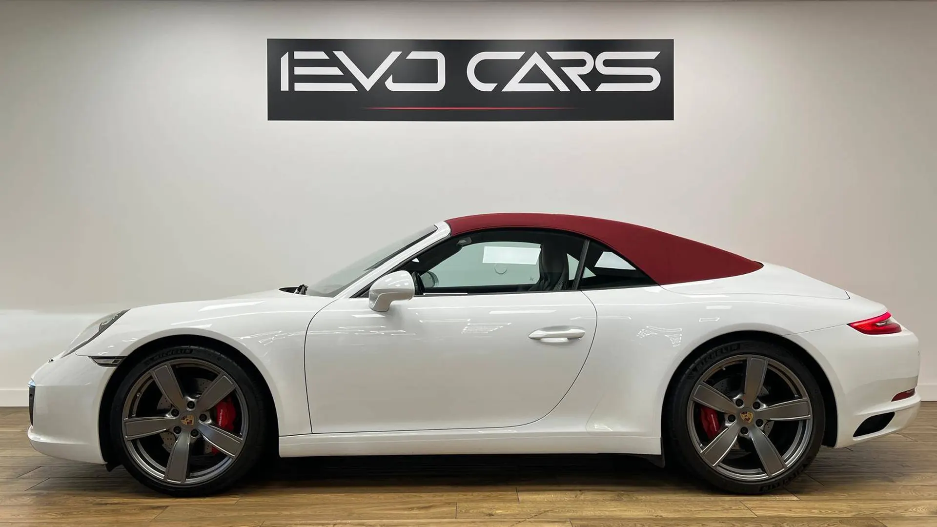 Porsche 911 — photo 4