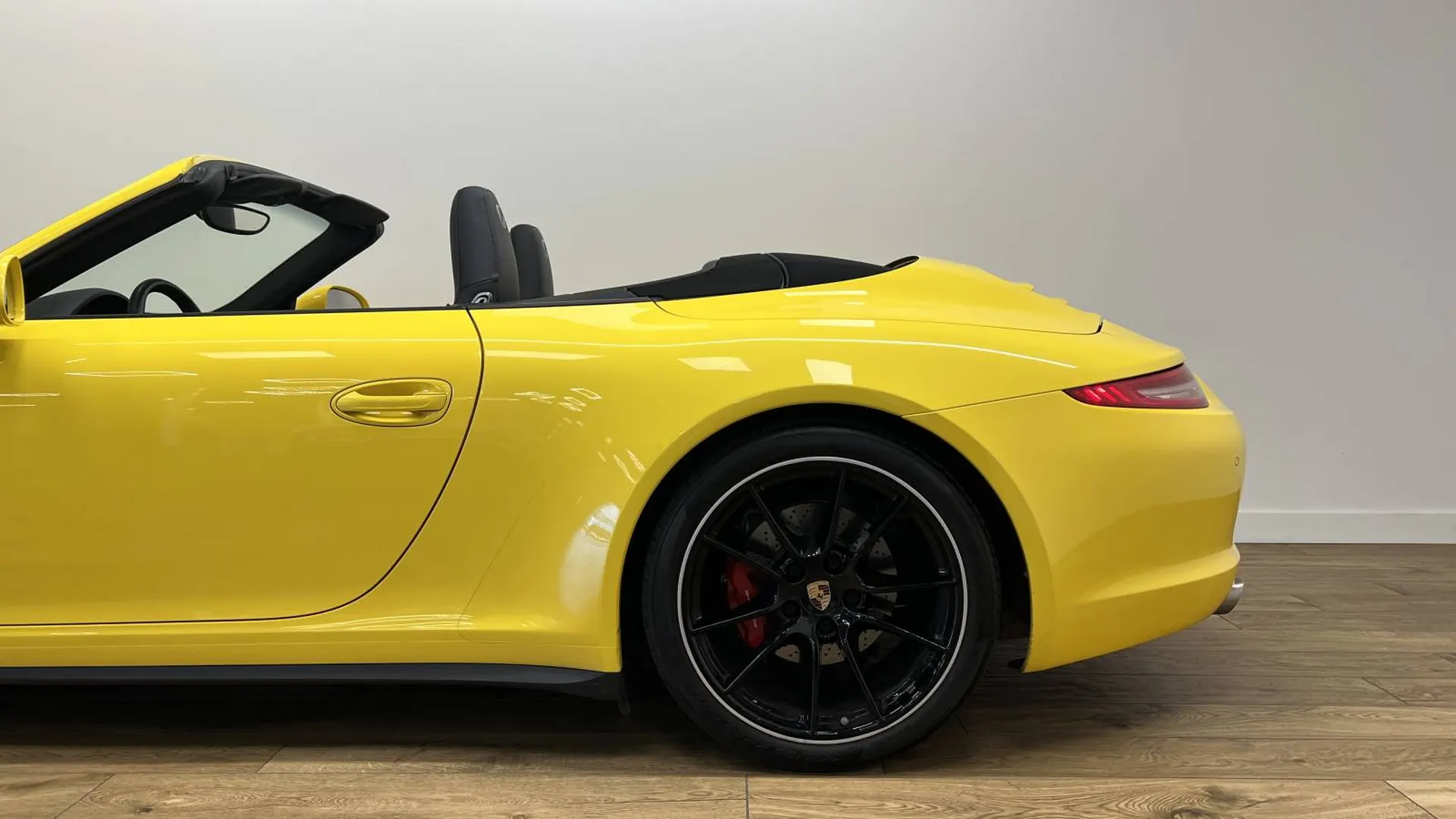 Porsche 911 — photo 4