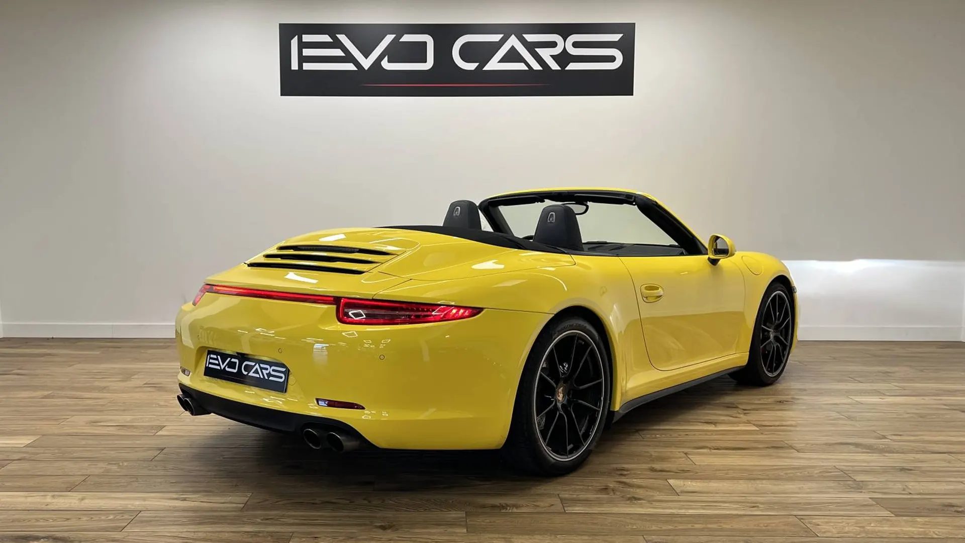 Porsche 911 — photo 2