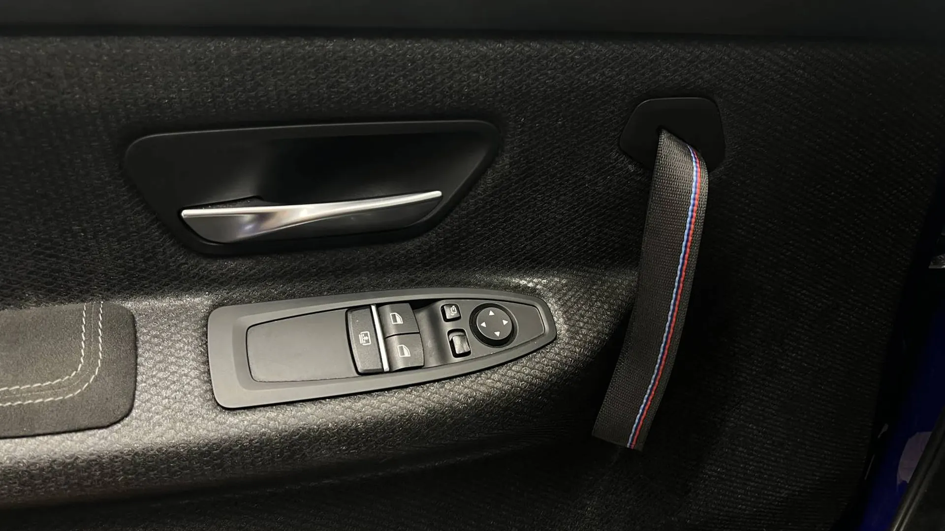 BMW M4 — photo 10