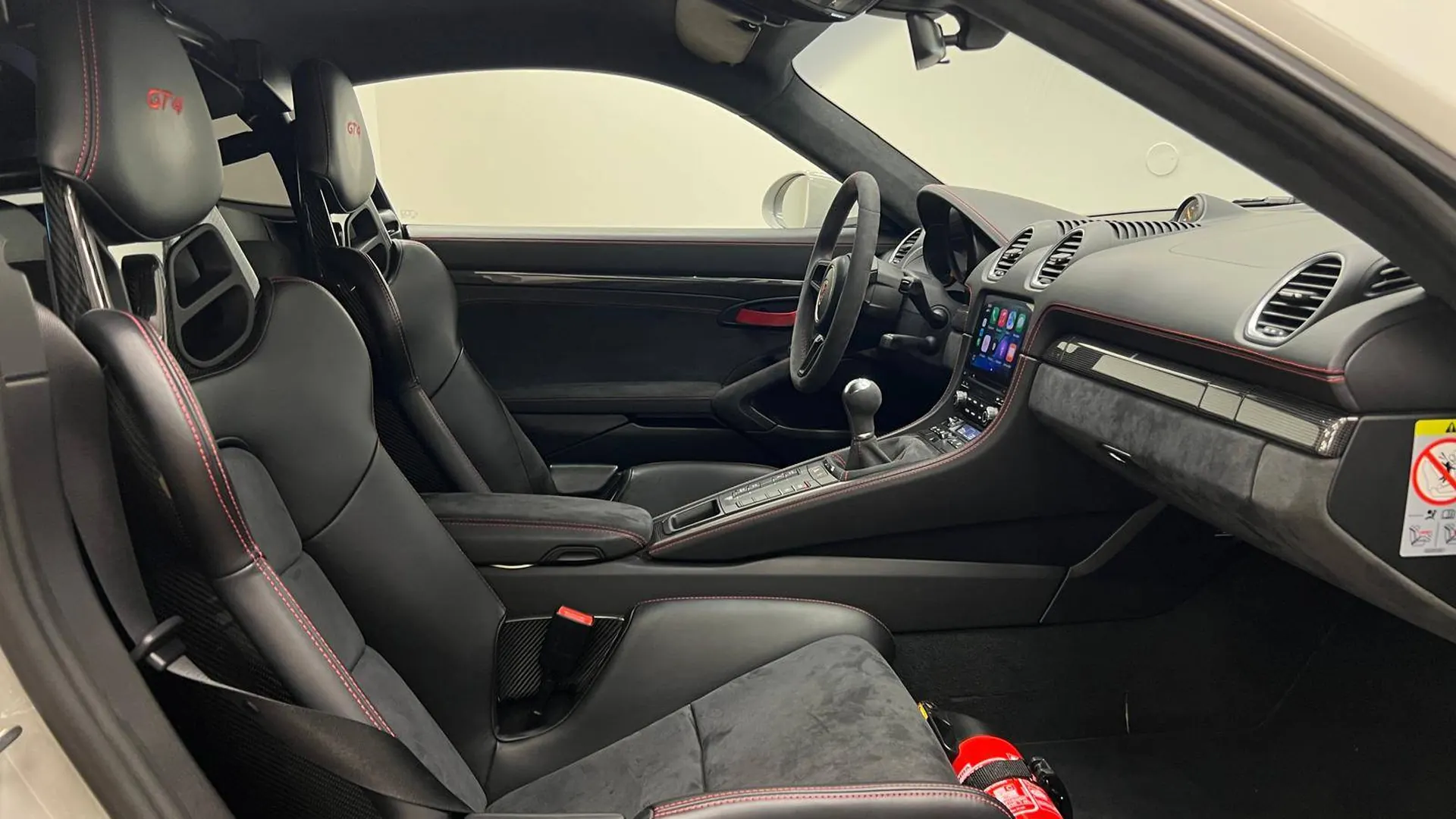 Porsche 718 — photo 9